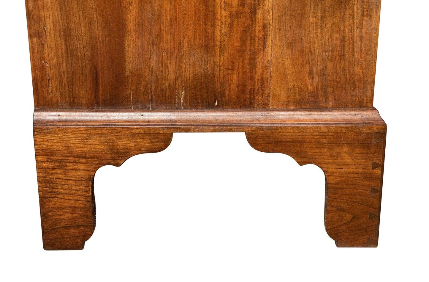 18th C Antique Cherry New England Chippendale Chest of Drawers / Dresser - Bay Colony Antiques Antiques:Furniture:Dressers & Chests of Drawers