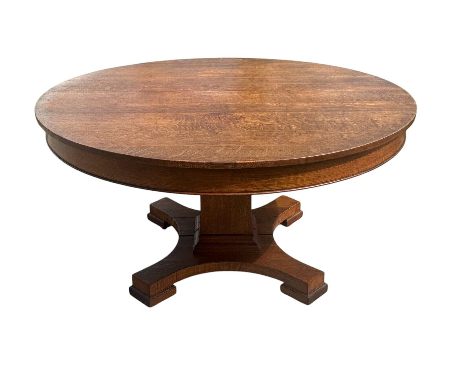 Antique Arts & Crafts Tiger Oak Dining Table on Pedestal Base With 54" Round Top