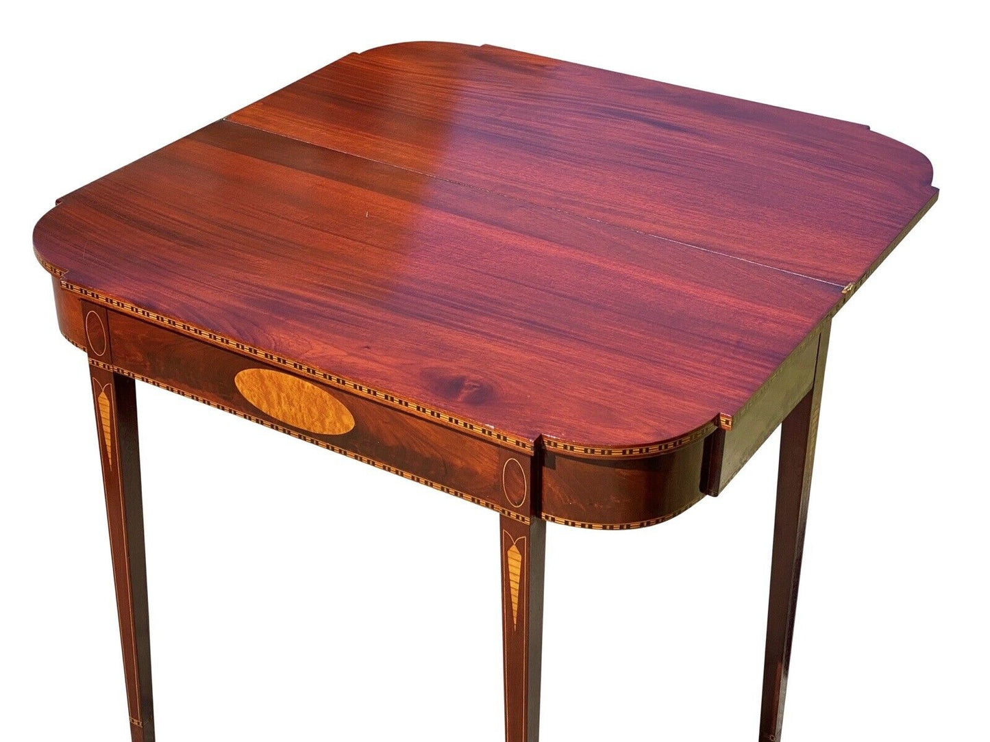 Antique Federal Style Mahogany Card Table / Game Table with Icicle Inlays