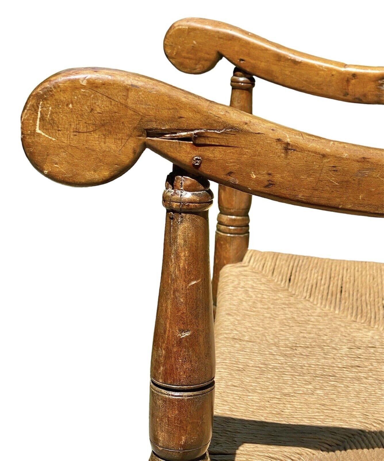 Early Queen Anne Period Walnut & Oak Ladderback Great Chair With Ram's Head Arms