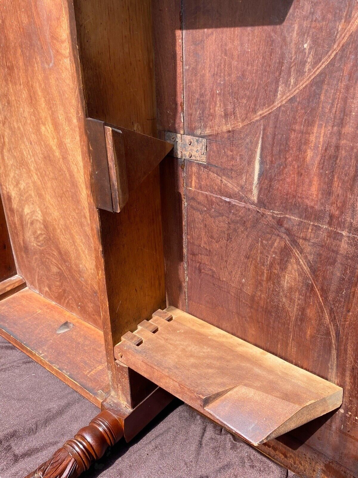 Antique Mahogany Drop Leaf Table with Acanthus Carved Legs - NYC CA 1810 - Bay Colony Antiques Antiques:Furniture:Tables