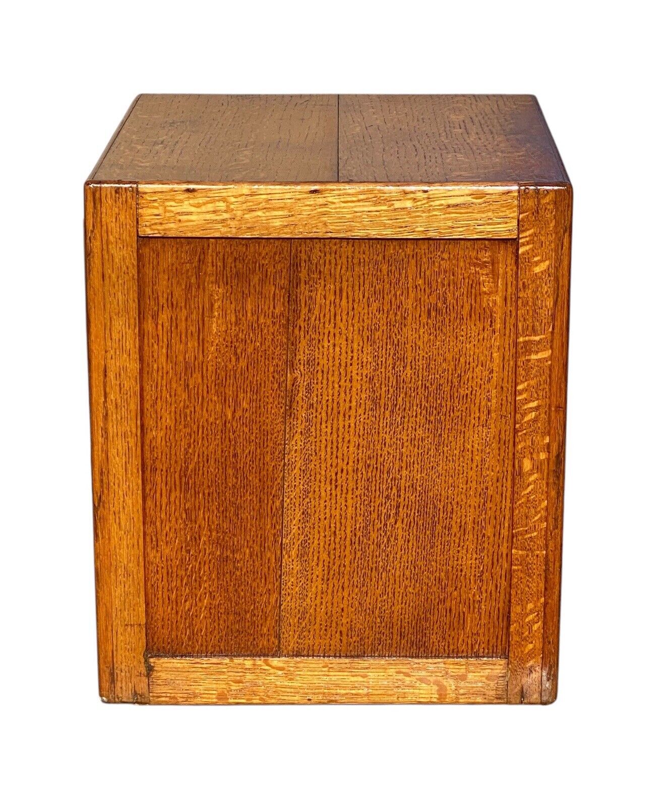Antique Victorian Tiger Oak Humidor With Milk Glass Interior - Bay Colony Antiques Collectibles:Tobacciana:Cigars:Humidors:Antique & Vintage