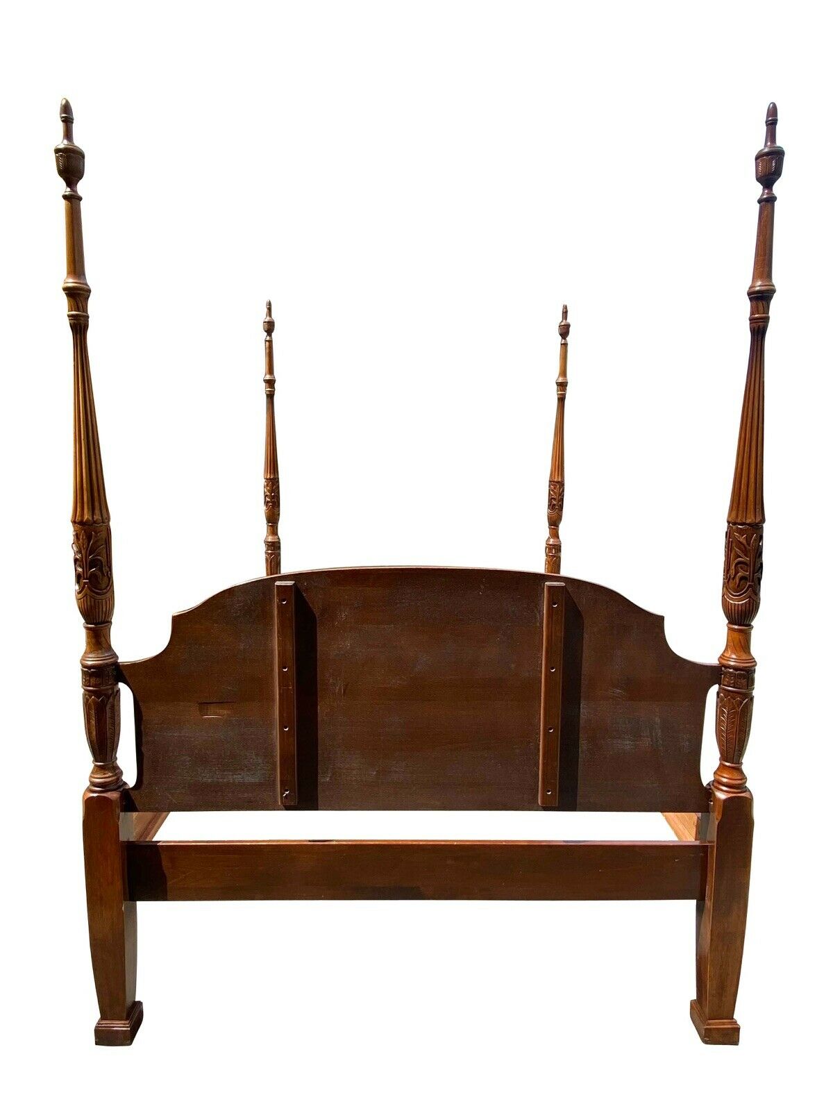 20TH C CHIPPENDALE ANTIQUE STYLE QUEEN SIZE CHERRY CARVED TALL FOUR POST BED