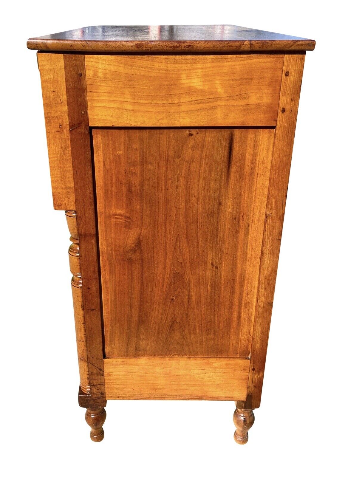 Antique Federal Bird's Eye Maple & Cherry Southern Chest of Drawers / Dresser
