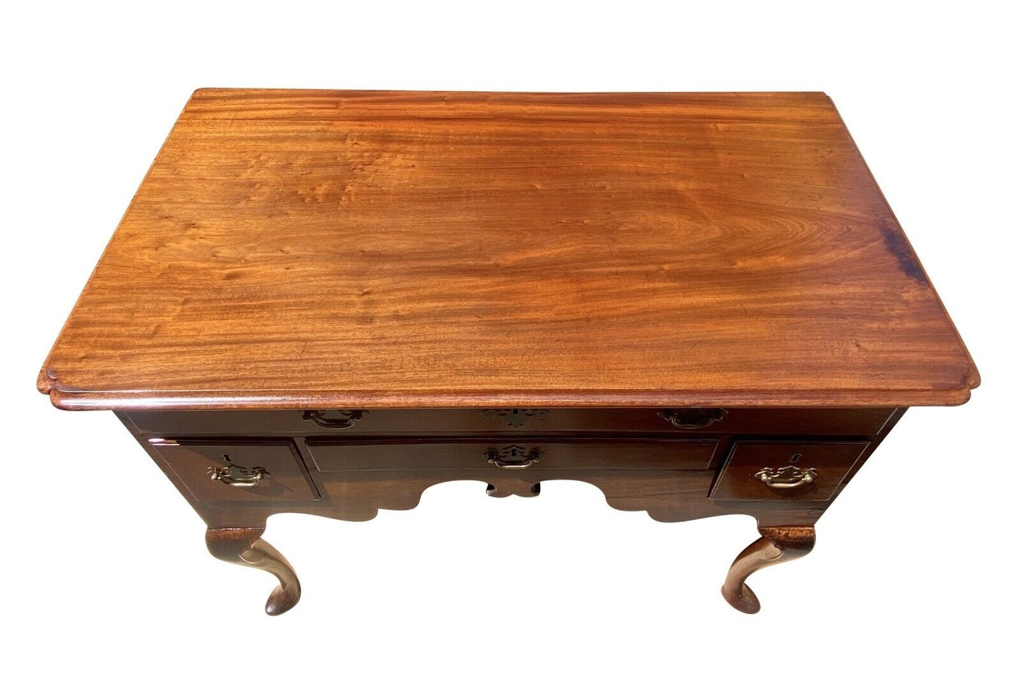 18th C Antique Queen Anne Delaware River Valley Mahogany Dressing Table / Lowboy