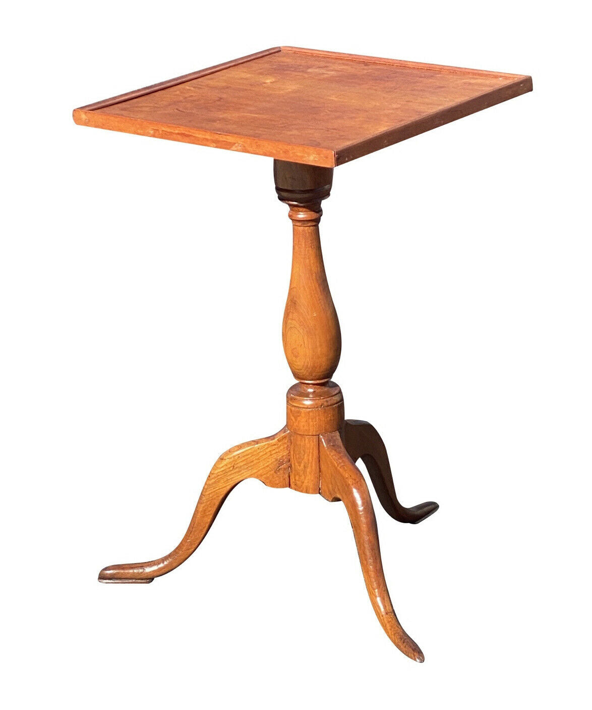 18TH C ANTIQUE QUEEN ANNE CONNECTICUT CHERRY TRAY TOP CANDLE STAND / END TABLE