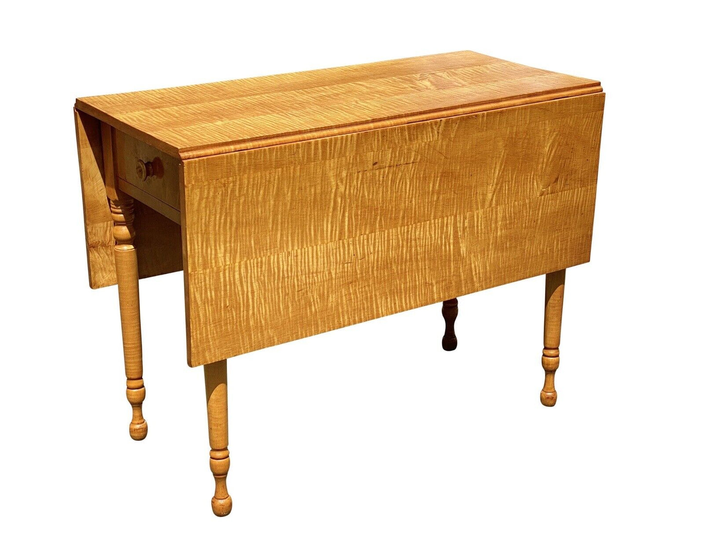 Vintage Federal Style Tiger Maple Dropleaf Dining Table With Rare Single Drawer