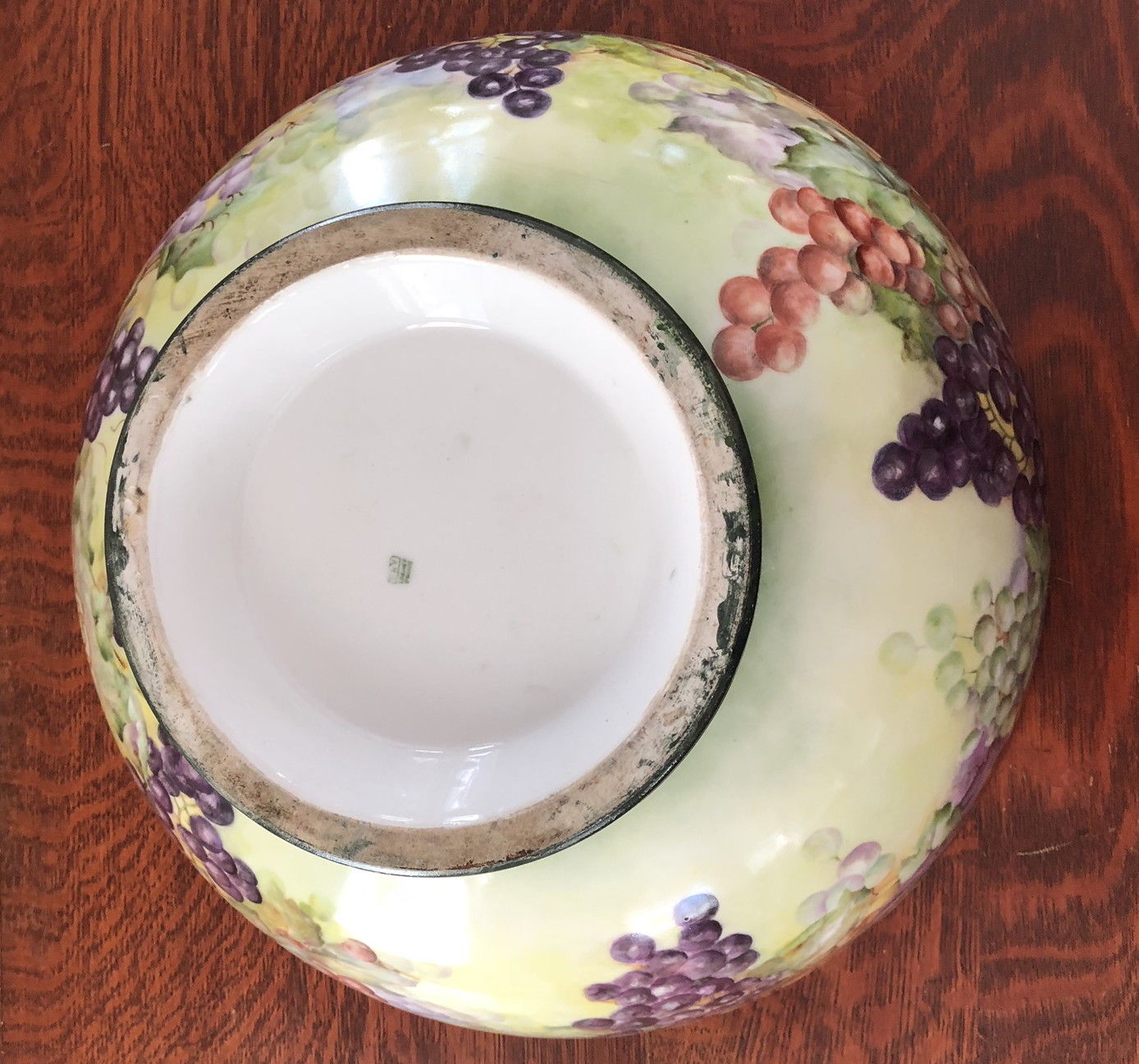T&V LIMOGES HAND PAINTED GRAPE PAINTED PUNCH BOWL
