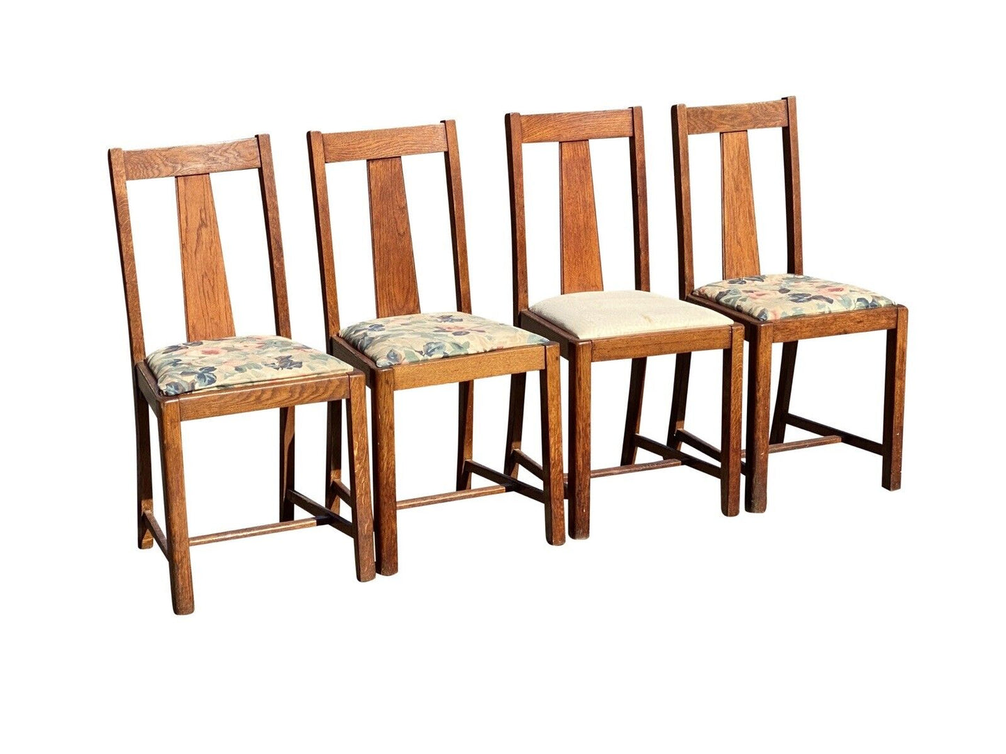 Set of 8 Antique Arts & Crafts Oak Dining Chairs with Tapered Splats