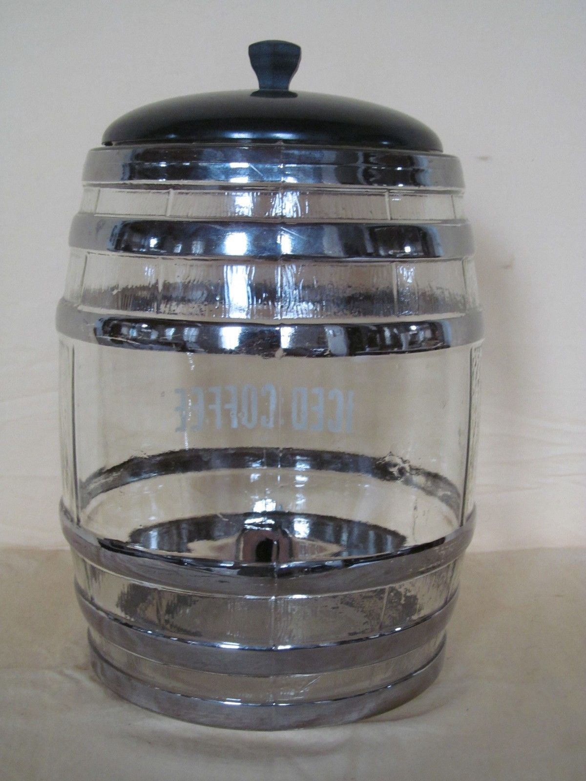EXCELLENT VINTAGE ICE COFFEE DISPENSER IN CHROME & GLASS BARREL SHAPE