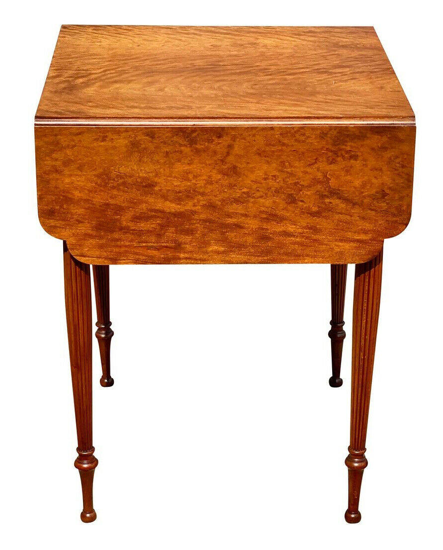 19TH C ANTIQUE FEDERAL PERIOD CURLY CHERRY DROP LEAF WORK TABLE / NIGHTSTAND