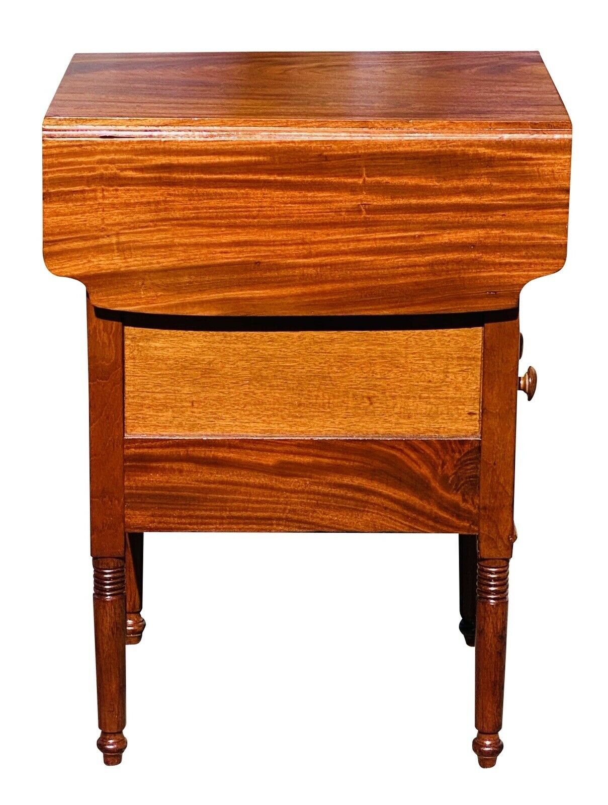 19TH C ANTIQUE SHERATON MAHOGANY MID ATLANTIC DROP LEAF WORK TABLE / NIGHTSTAND