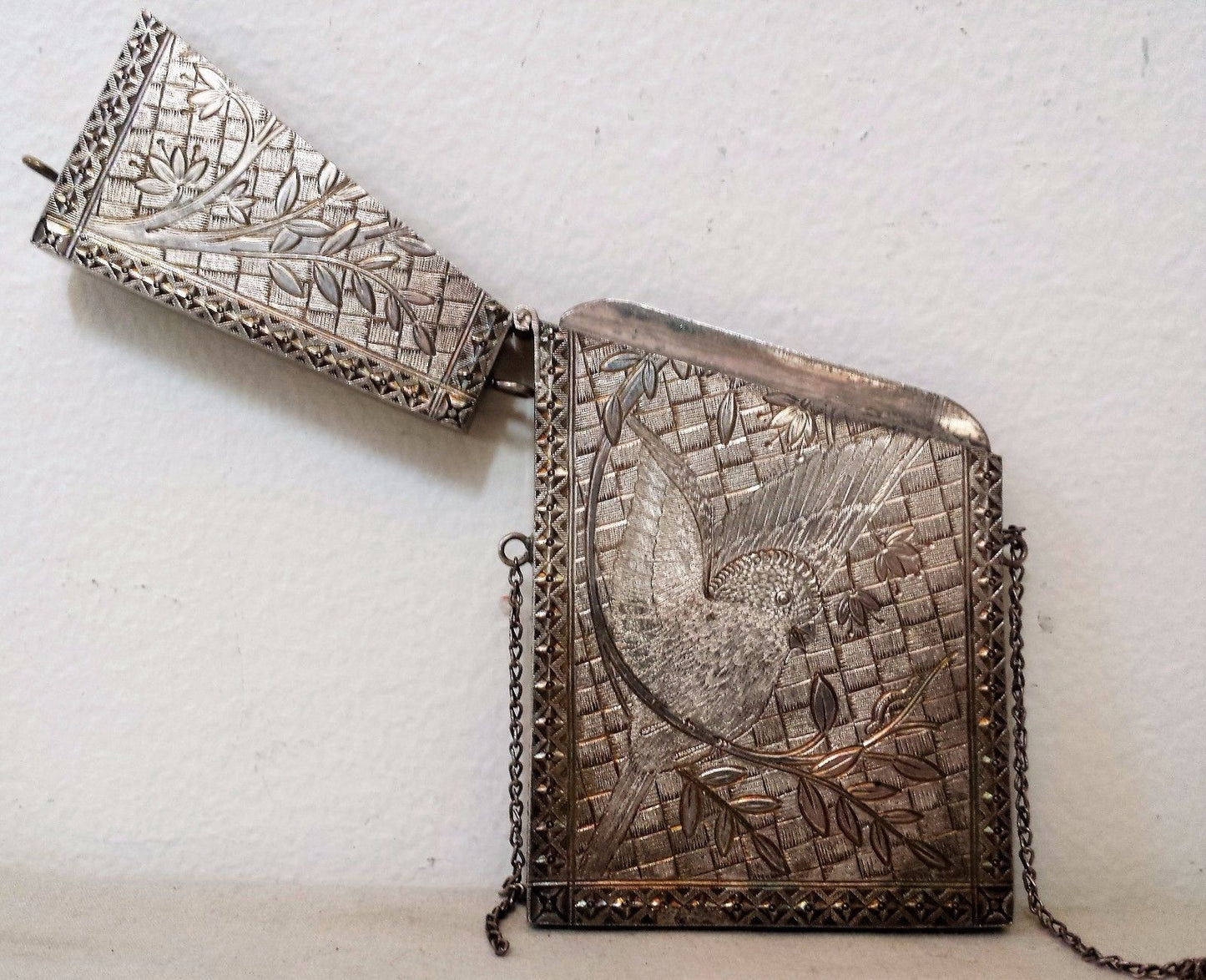 VICTORIAN / ART NOUVEAU SILVER ENGRAVED GREETING CARD HOLDER