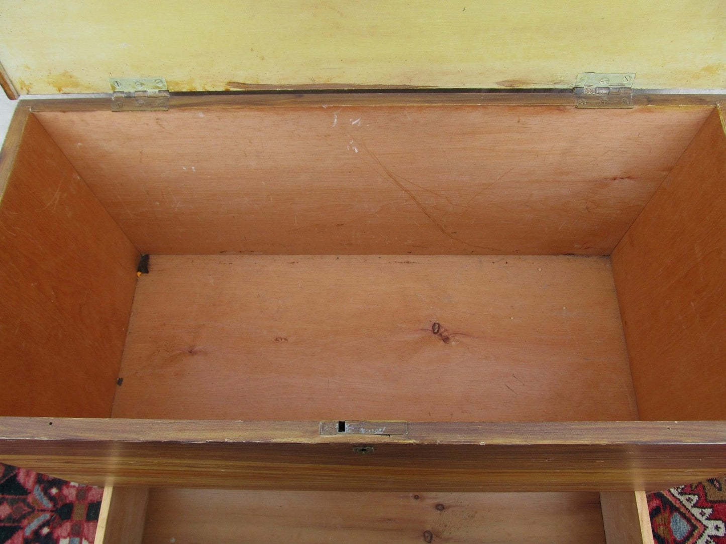 EARLY 19TH CENTURY HEPPLEWHITE GRAIN PAINTED BLANKET BOX-STATE OF MAINE