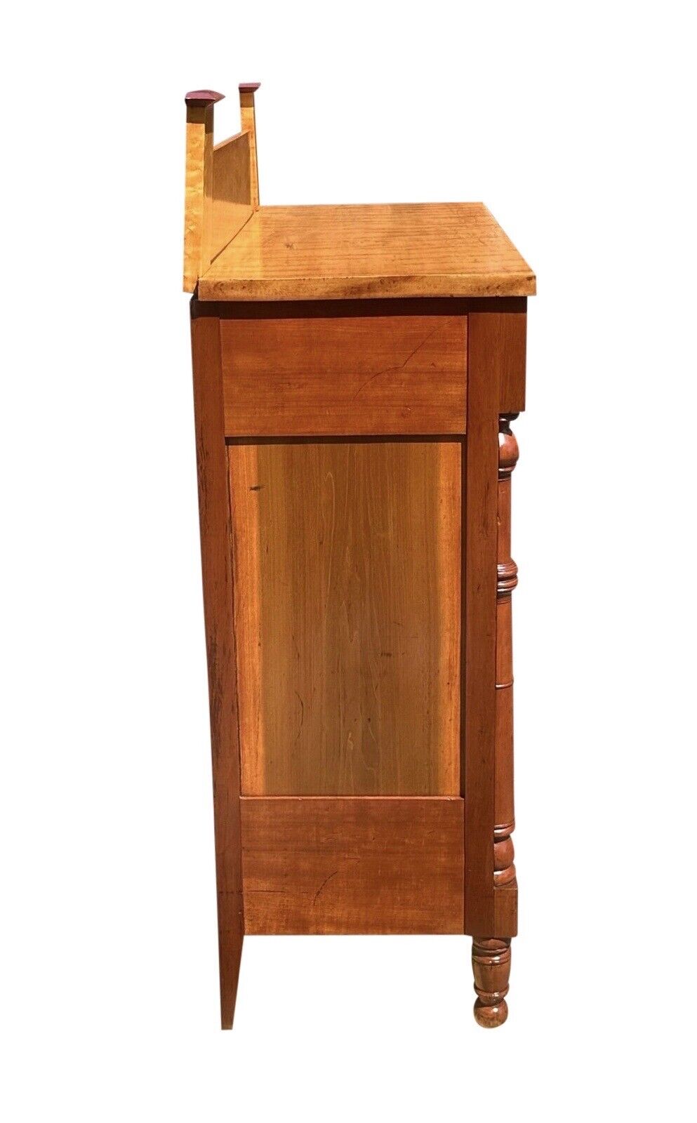 Early 19th Century Federal Birds Eye Maple Chest of Drawers With Cherry & Poplar