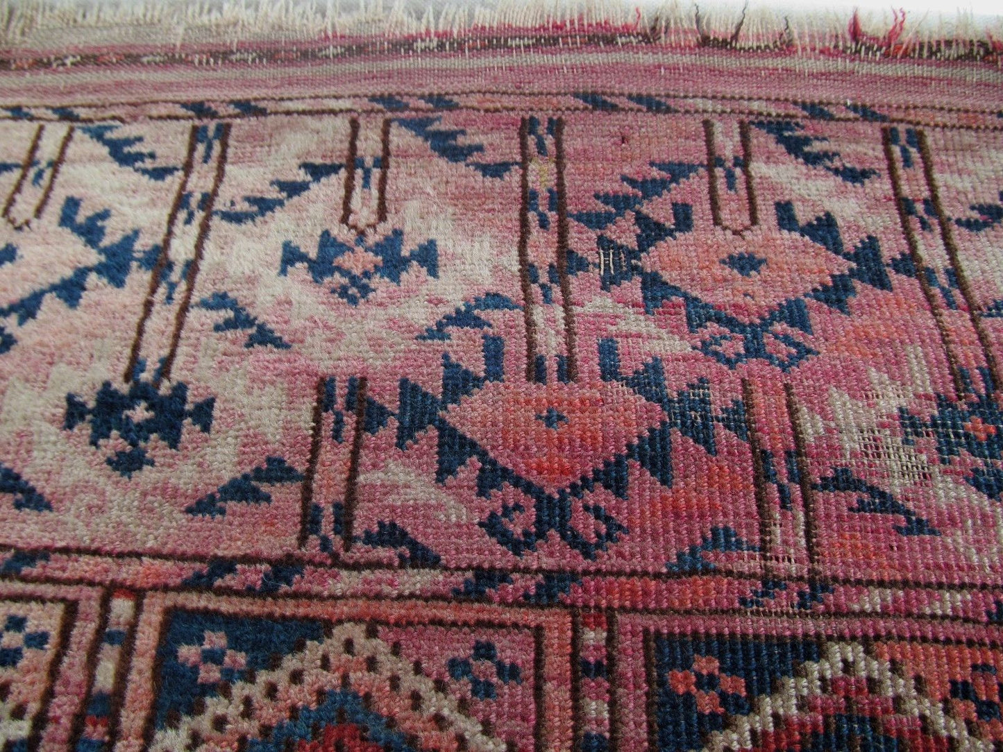 3'-"3 X 5'-5" ANTIQUE TEKKE TURKOMAN ESTATE CARPET