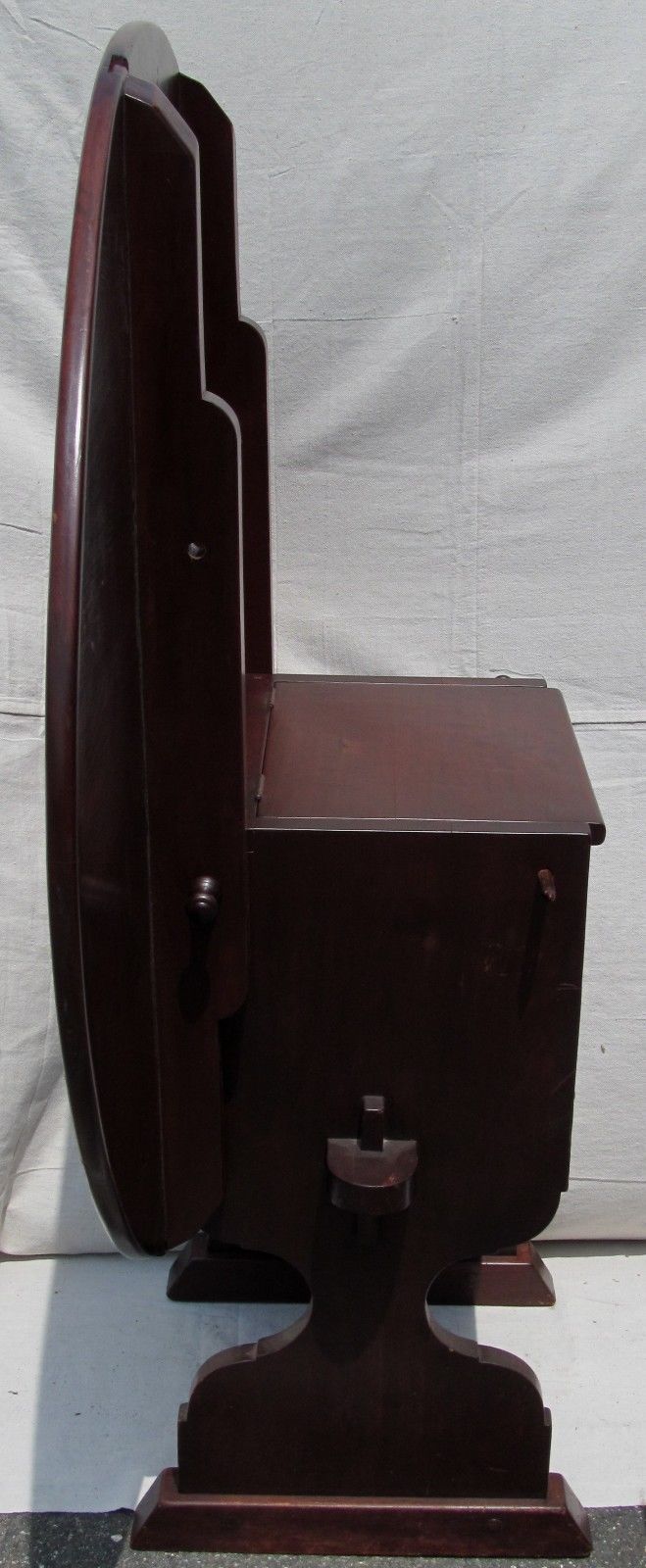 ANTIQUE QUEEN ANNE STYLE OVAL FORM CHERRY SHOE FOOT HUTCH TABLE - WONDERFUL