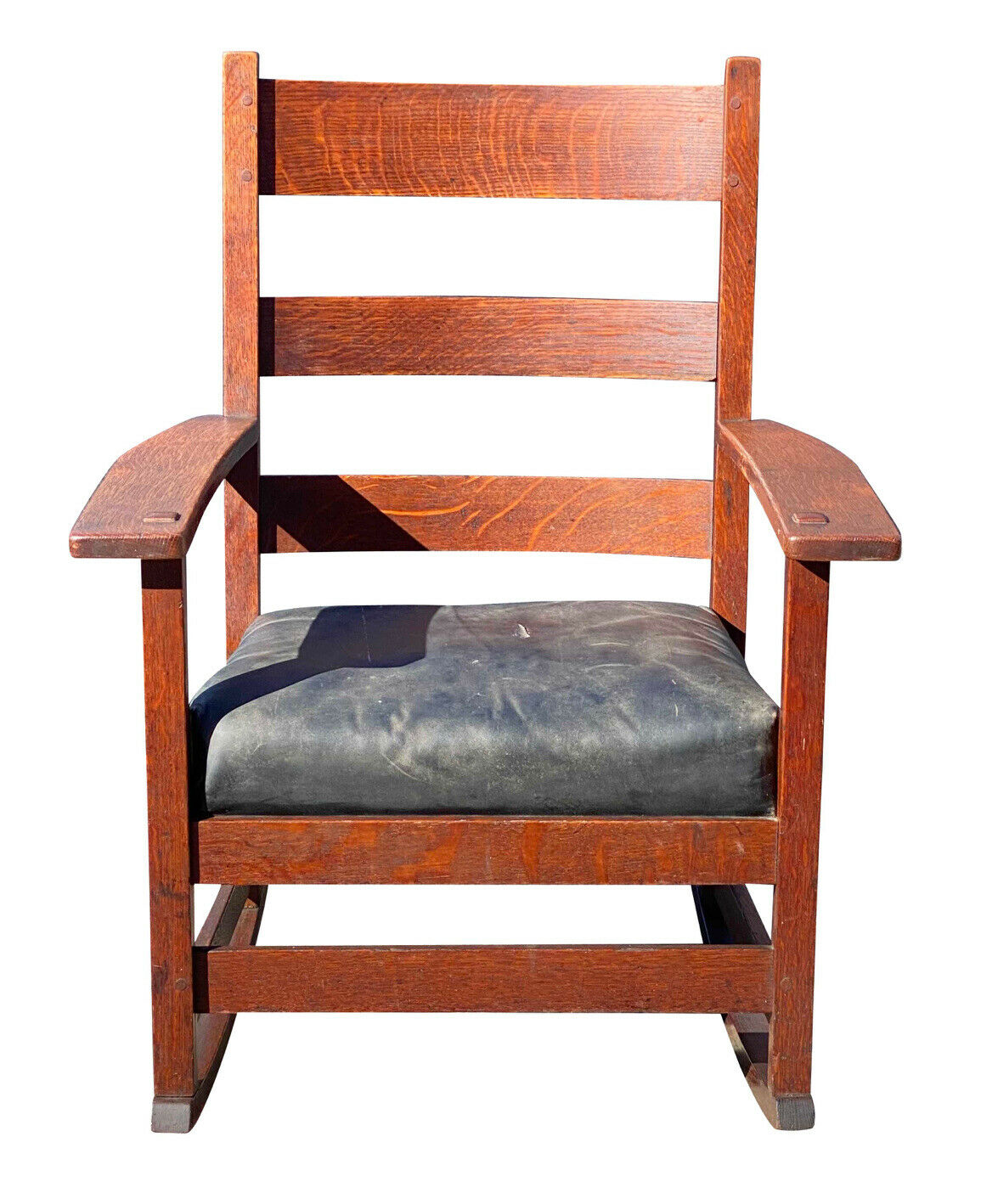20TH C ANTIQUE ARTS & CRAFTS / MISSION OAK L&JG STICKLEY TIGER OAK ROCKING CHAIR