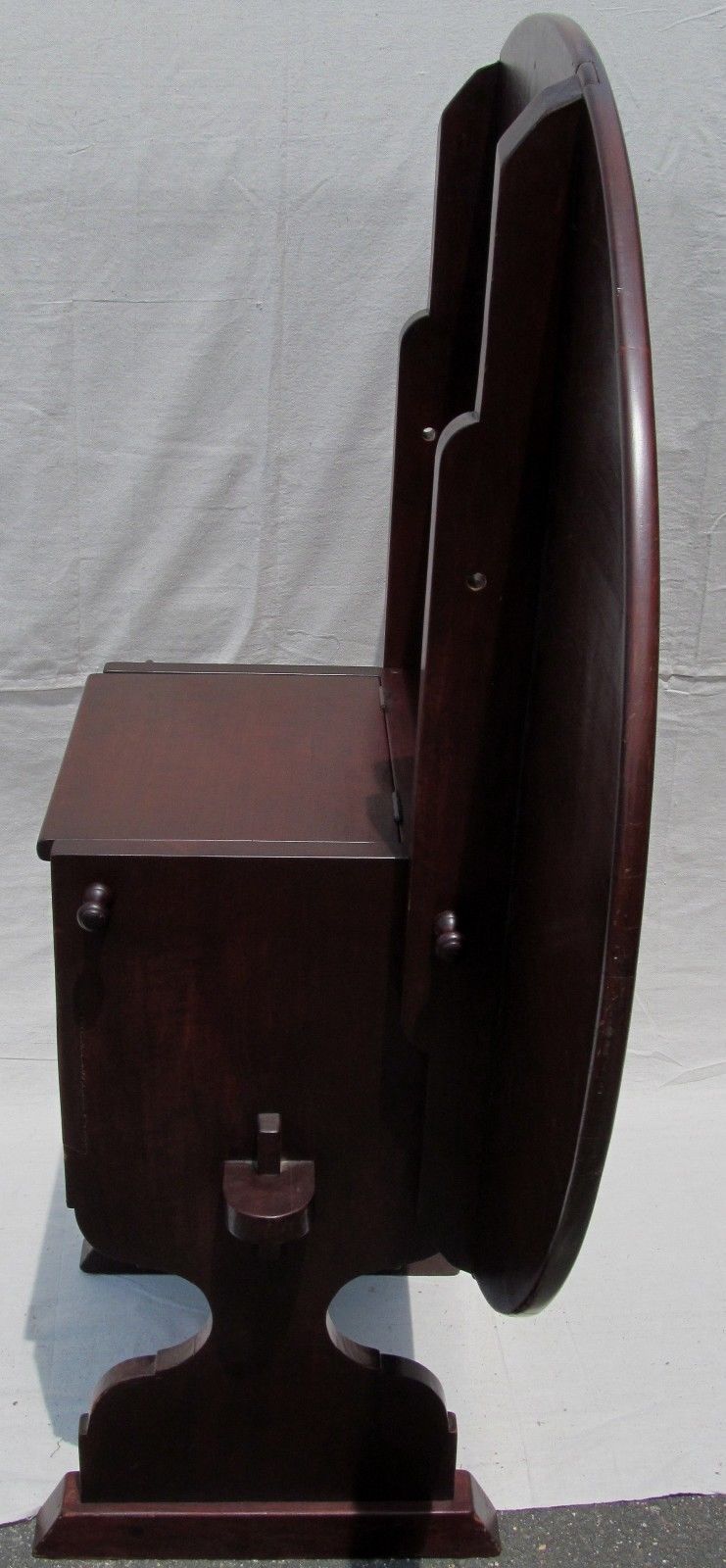 ANTIQUE QUEEN ANNE STYLE OVAL FORM CHERRY SHOE FOOT HUTCH TABLE - WONDERFUL