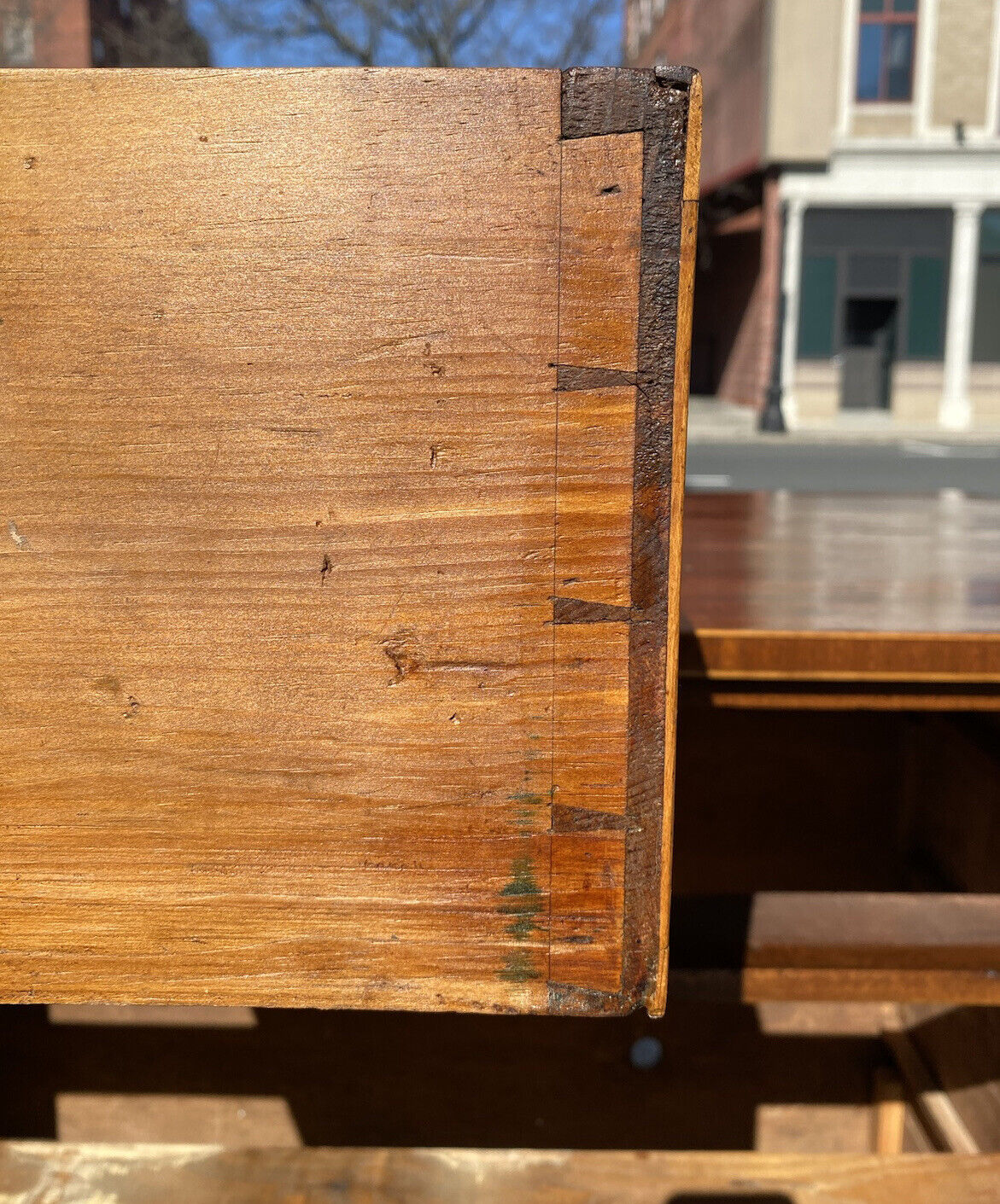 Early 19th Century Antique Federal Period Mahogany Chest of Drawers / Dresser