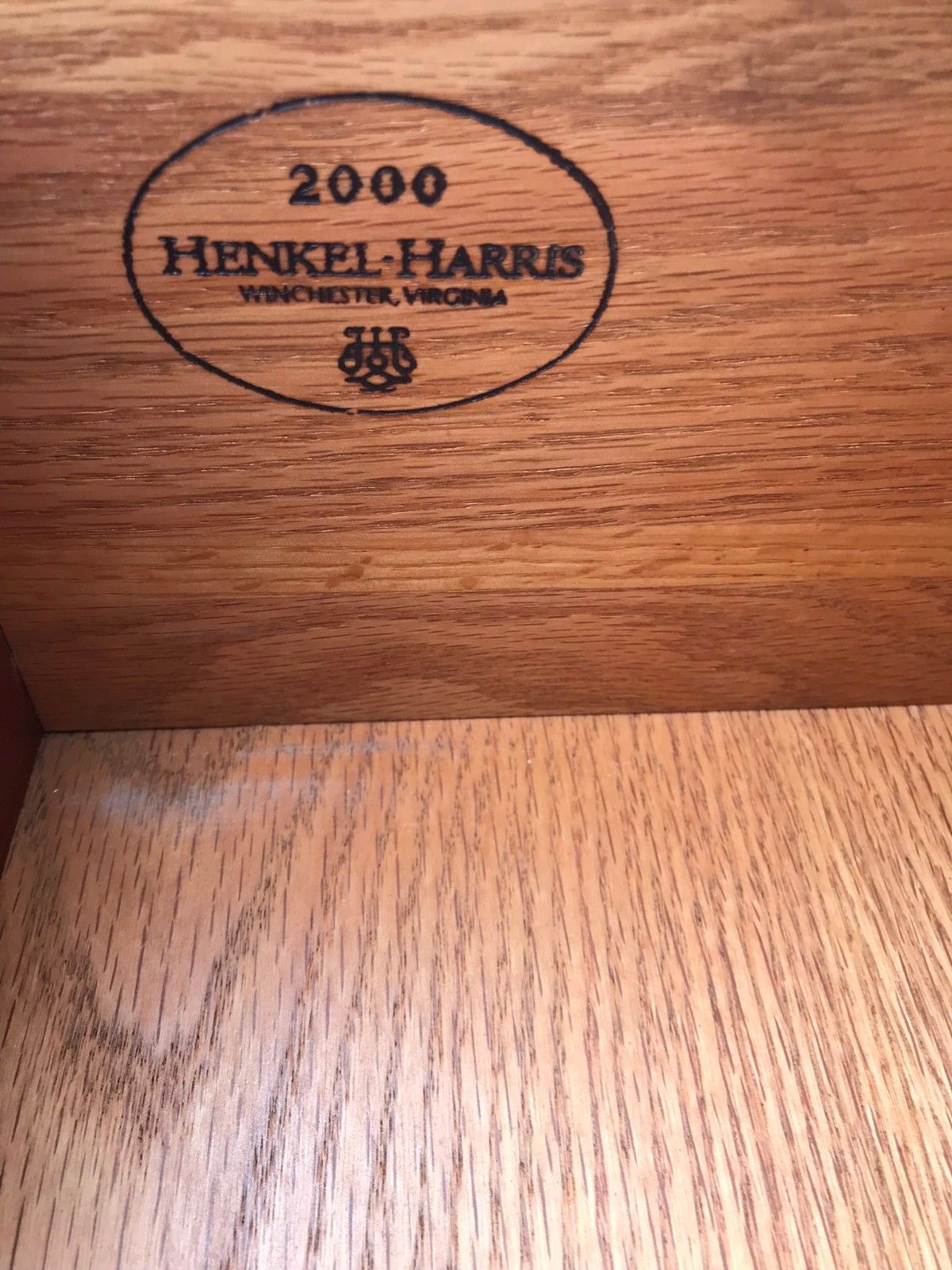 CHIPPENDALE STYLED HENKEL & HARRIS BOW FRONT BACHELORS CHEST WITH WRITING SLIDE