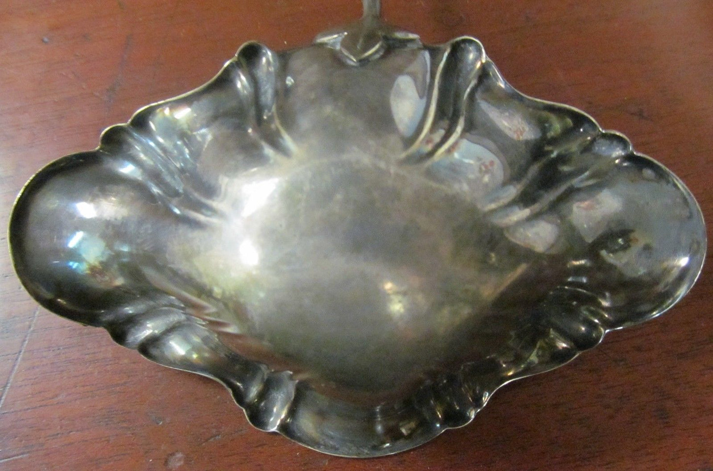 CARVED HORN HANDLE & DECORATIVE SILVER LADLE 'NEWTON SQUIRER'S CLUB