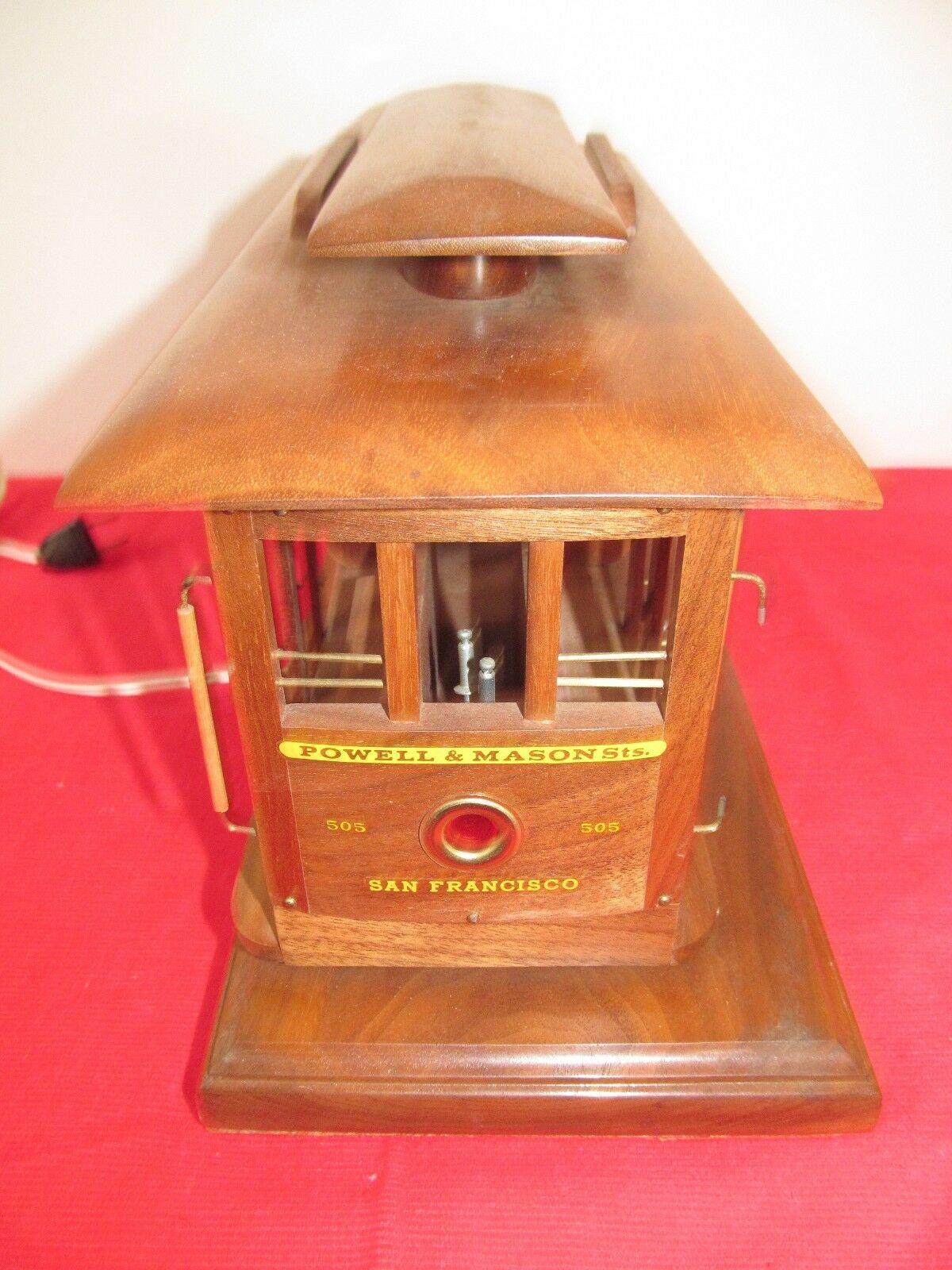 INTERESTING VINTAGE SAN FRANCISCO TRAIN / TROLLEY CAR NIGHT LIGHT LAMP