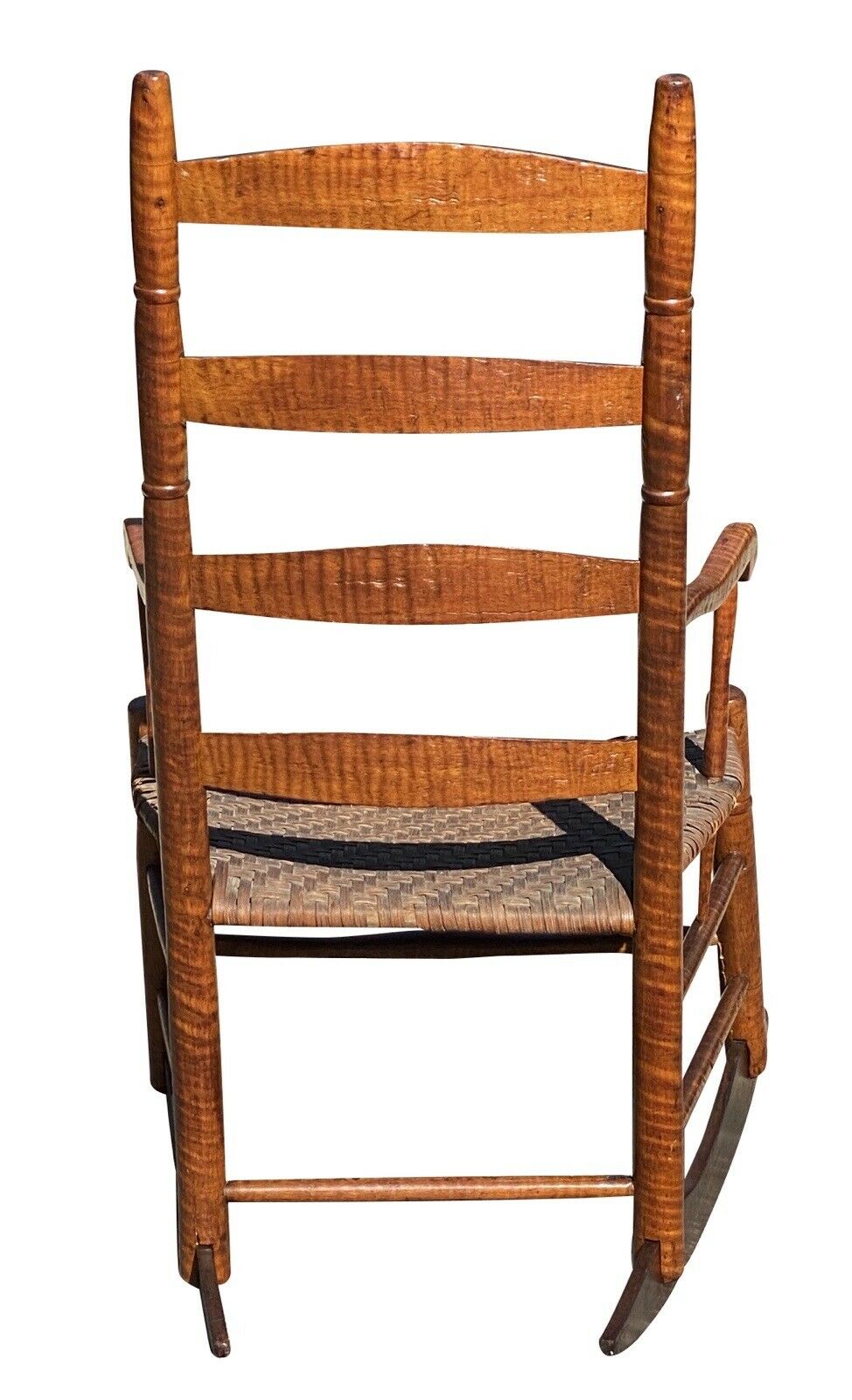 18TH C ANTIQUE NEW ENGLAND QUEEN ANNE TIGER MAPLE LADDER BACK ROCKING CHAIR