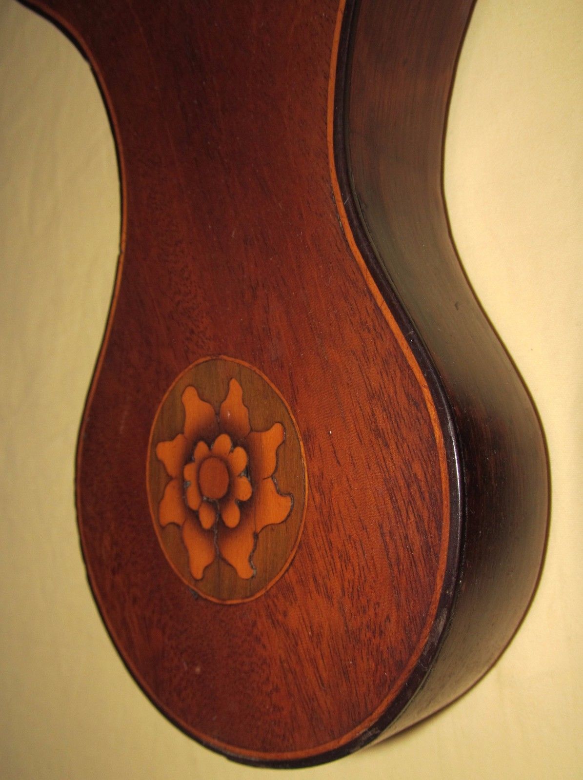 FINELY INLAID EARLY 19TH CENTURY BAROMETER WITH CONCH SHELLS & SEA ANEMONE