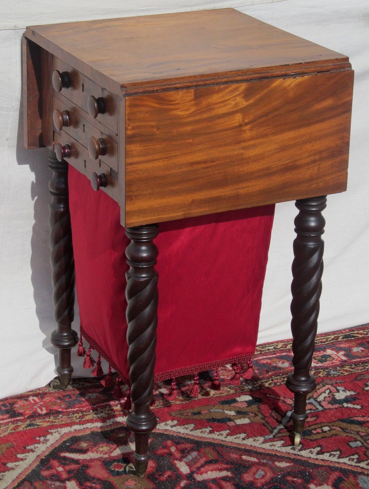 CIRCA 1810'S MAHOGANY SALEM MASS WORK TABLE-WITH FABRIC BAG DRAWER!