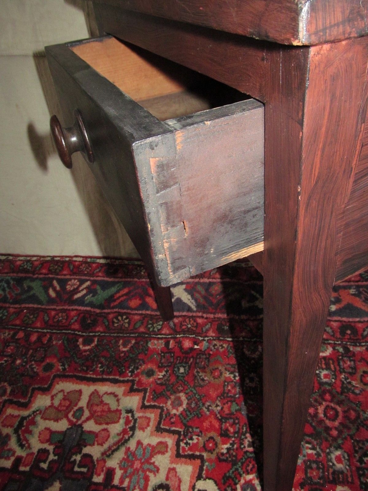 18TH CENTURY HEPPLEWHITE MAINE FOLK ART PAINTED ONE DRAWER TABLE IN PINE