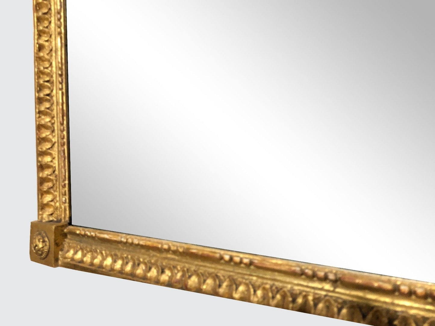 IMPORTANT FEDERAL PERIOD AMERICAN MIRROR WITH EAGLE & 13 STAR SHIELD GOLD GILTED