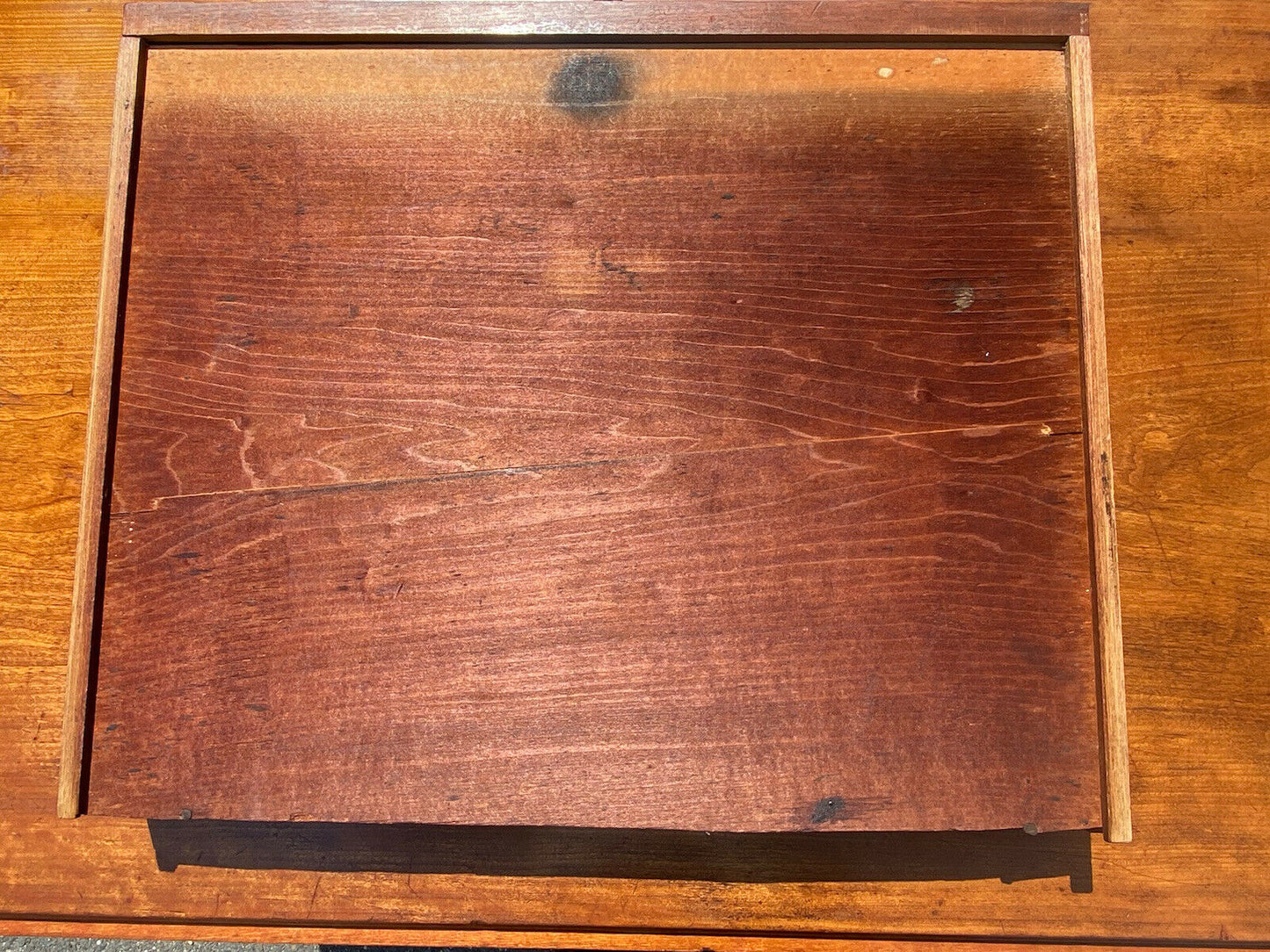 19TH C ANTIQUE FEDERAL PERIOD CHERRY HEPPLEWHITE DROP LEAF BAKERS TABLE