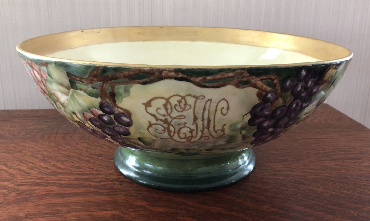 T&V LIMOGES HAND PAINTED GRAPE PAINTED PUNCH BOWL