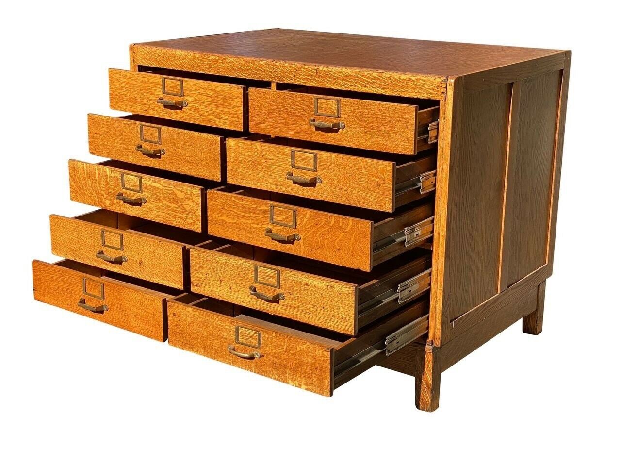 20TH C ANTIQUE ARTS & CRAFTS / MISSION OAK 10 DRAWER INDUSTRIAL OAK FILE CABINET