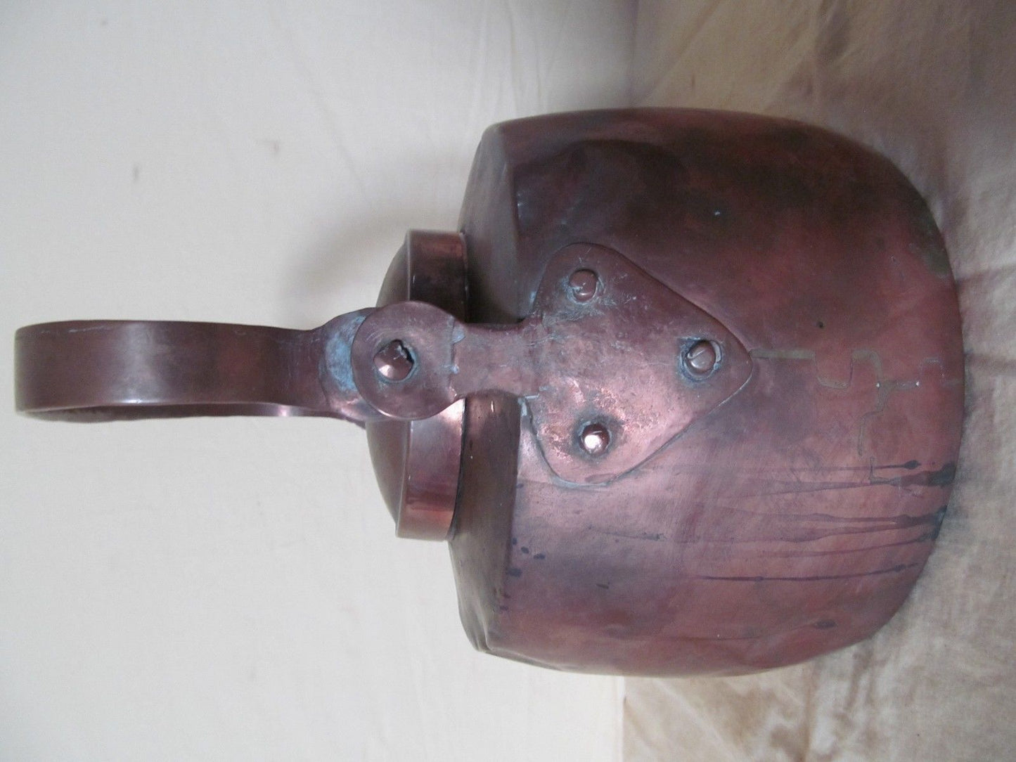EXCELLENT 1800 LARGE COPPER TEA POT WITH COVERED SPOT