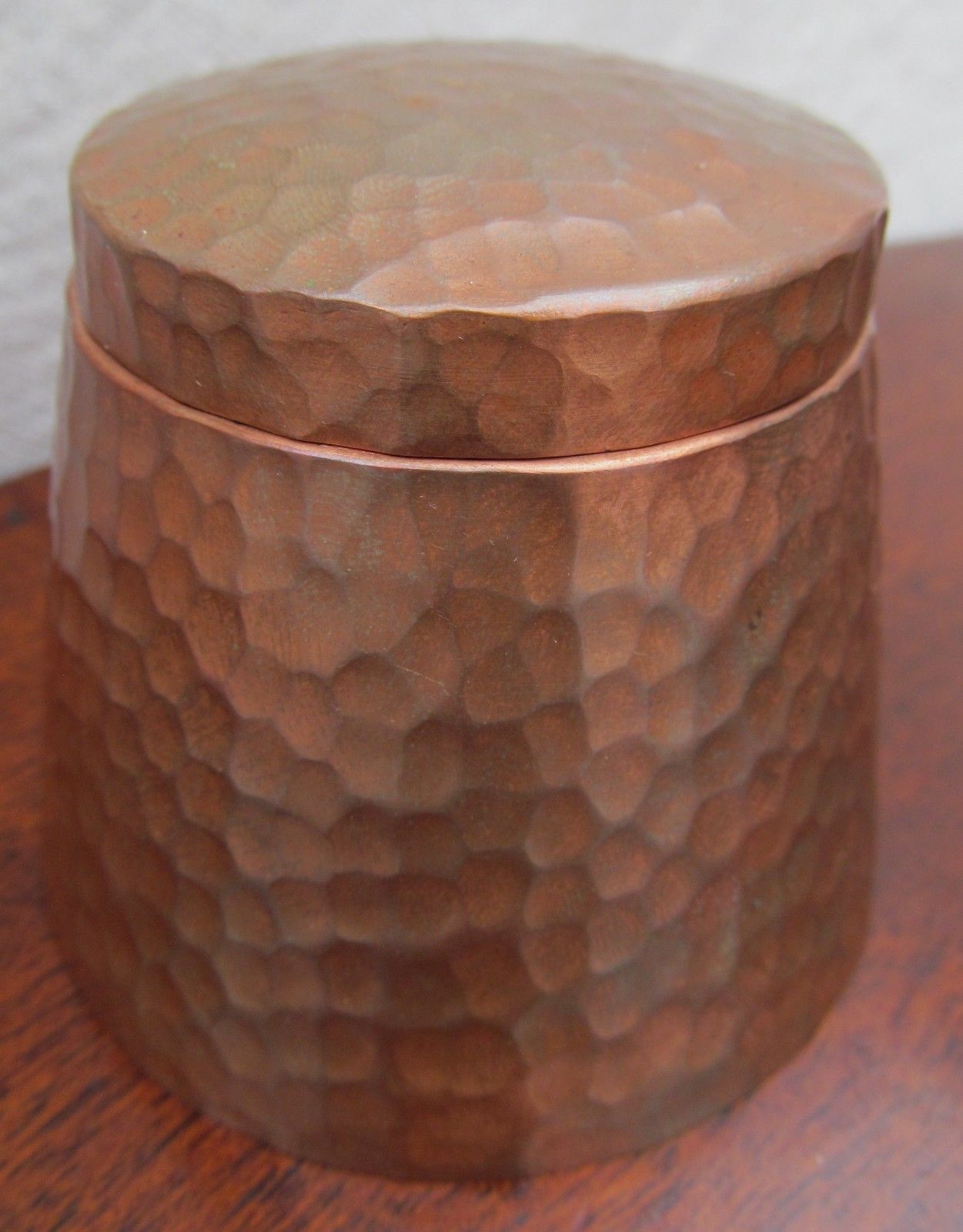 CRAFTSMAN STUDIOS COPPER ARTS & CRAFTS INKWELL-RARE SPECIMEN-HAND HAMMERED-BEST