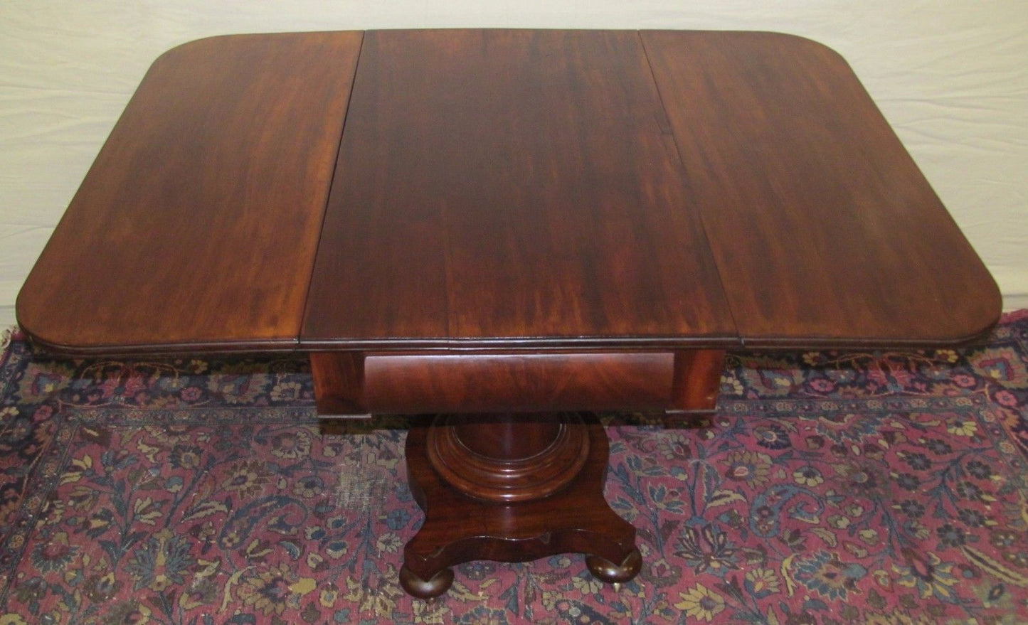 CIRCA 1830'S CLASSICAL EMPIRE BOSTON MAHOGANY BREAKFAST TABLE