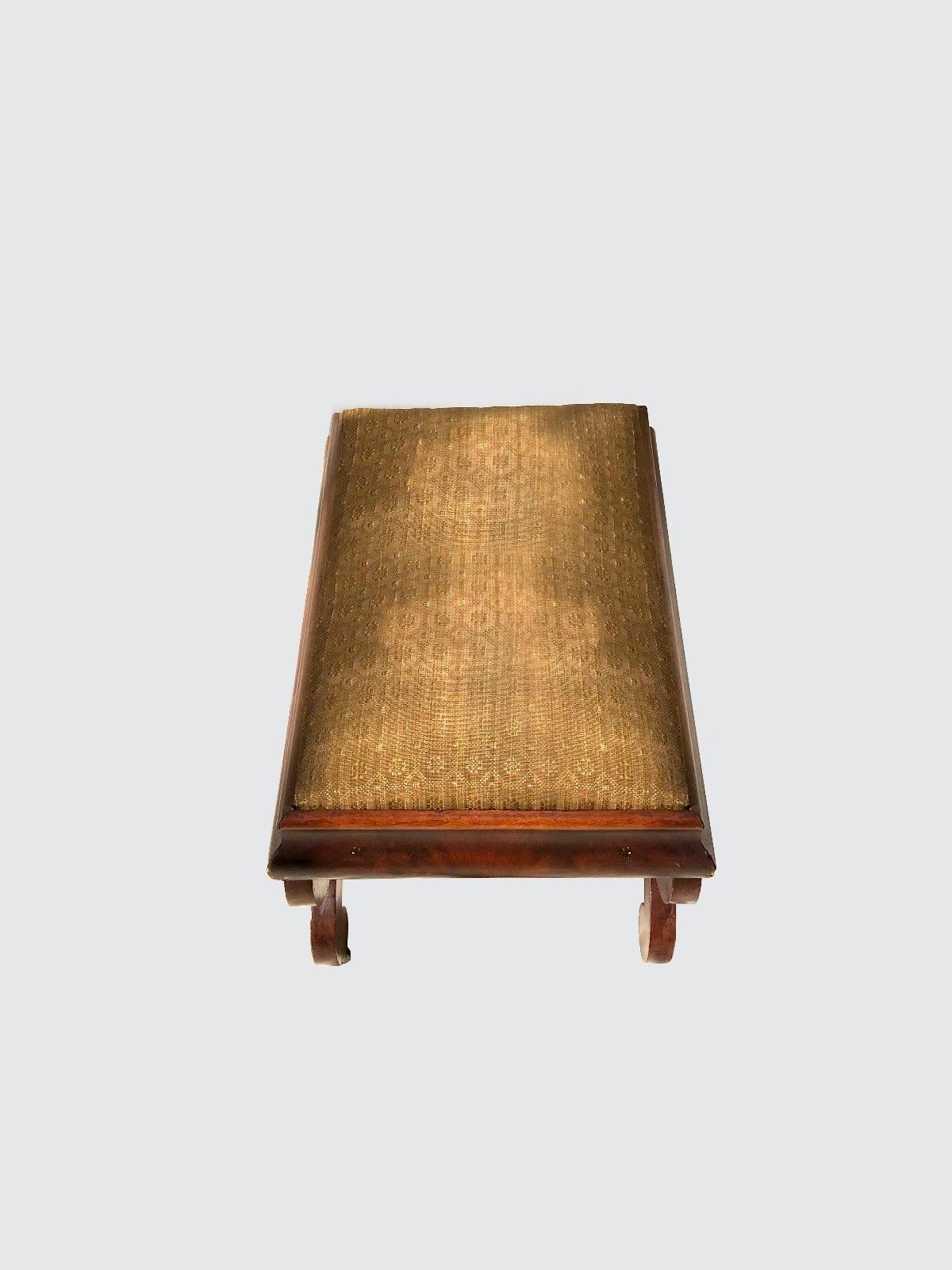 FINE 19TH CENTURY BOSTON CLASSICAL KILESMO OTTOMAN STOOL VANITY BENCH-RARE
