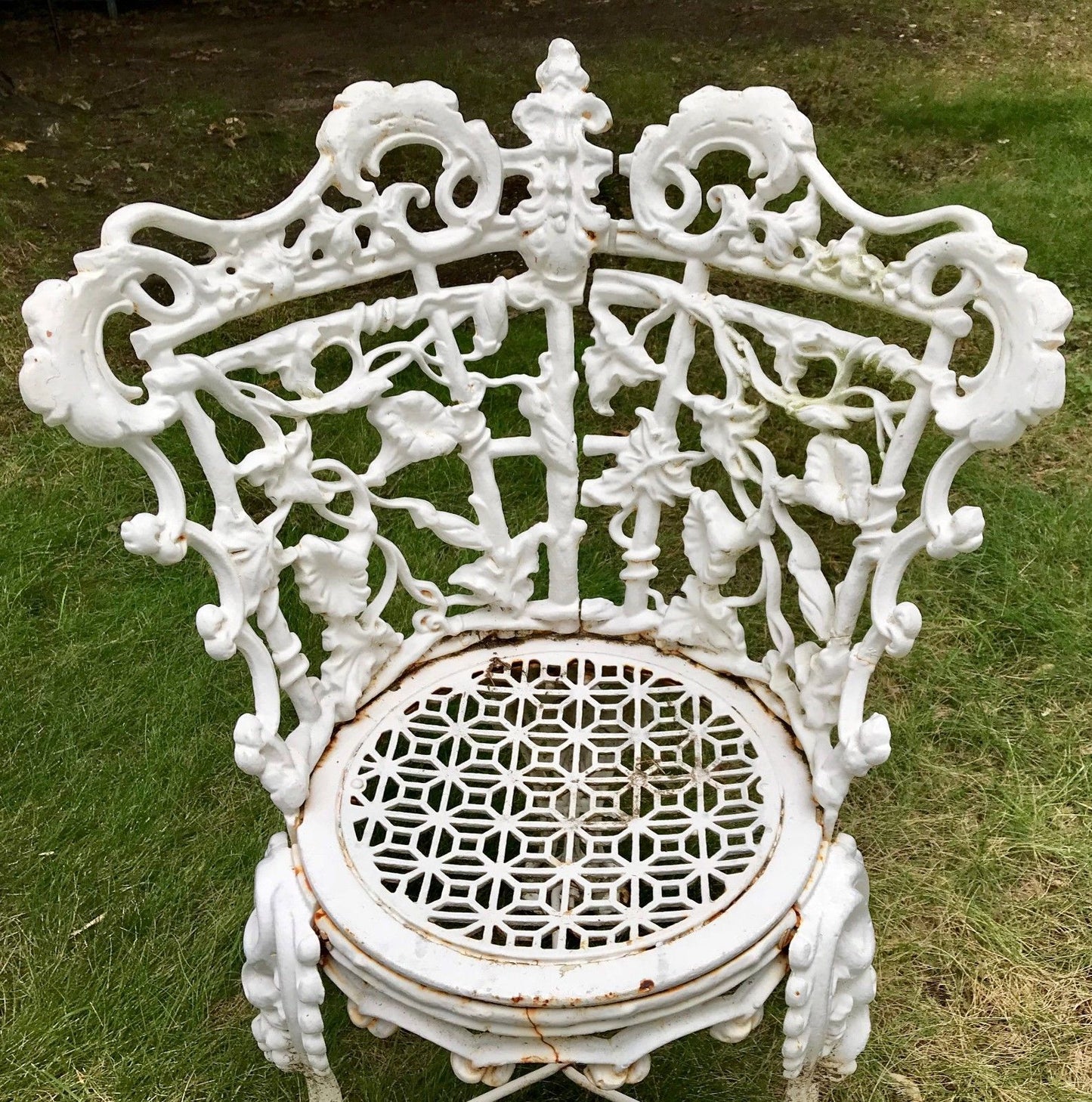 ANTIQUE 19TH C. VICTORIAN CAST IRON GARDEN CHAIRS W/ FLORAL AND VINE DESIGN