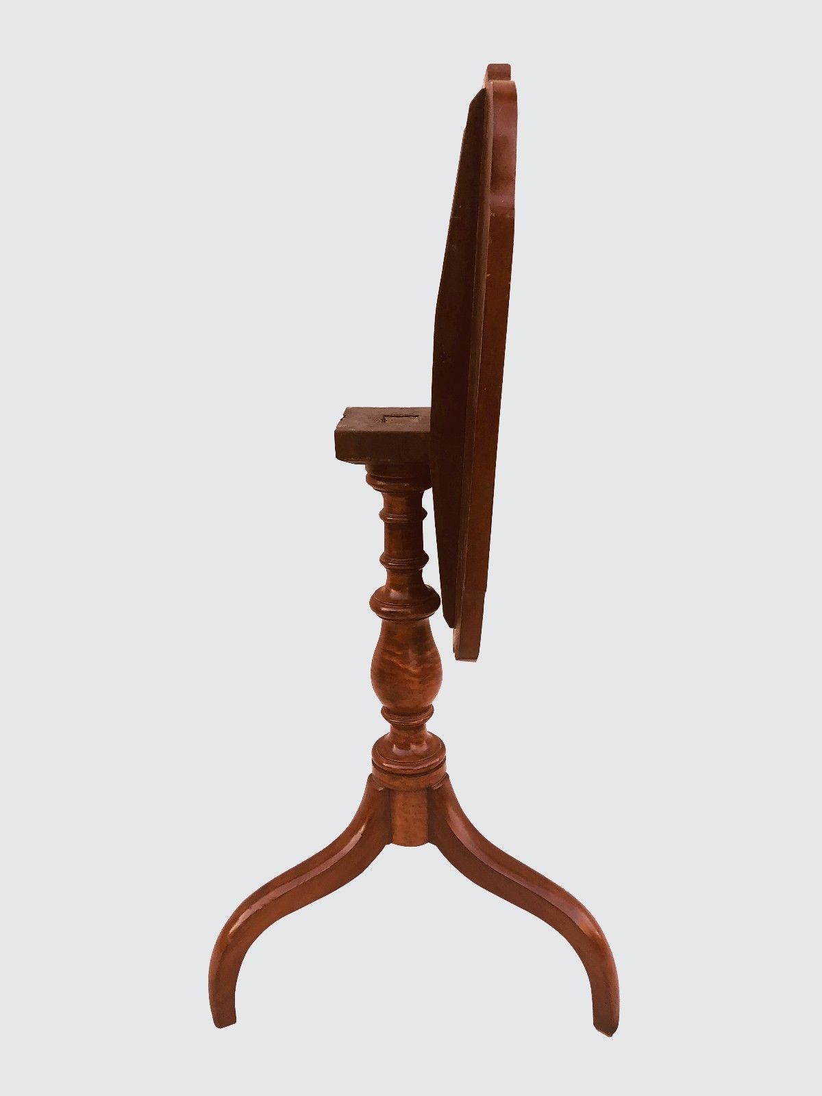 TIGER MAPLE & CHERRY 18TH CENTURY FEDERAL TILT TOP CANDLESTAND WITH OVOLO TOP