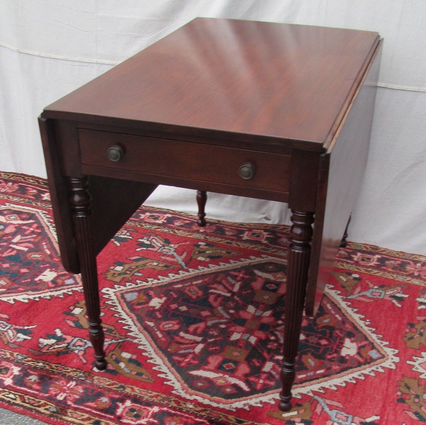 SHERATON PERIOD SOLID HONDURAN MAHOGANY BOSTON PEMBROKE TABLE