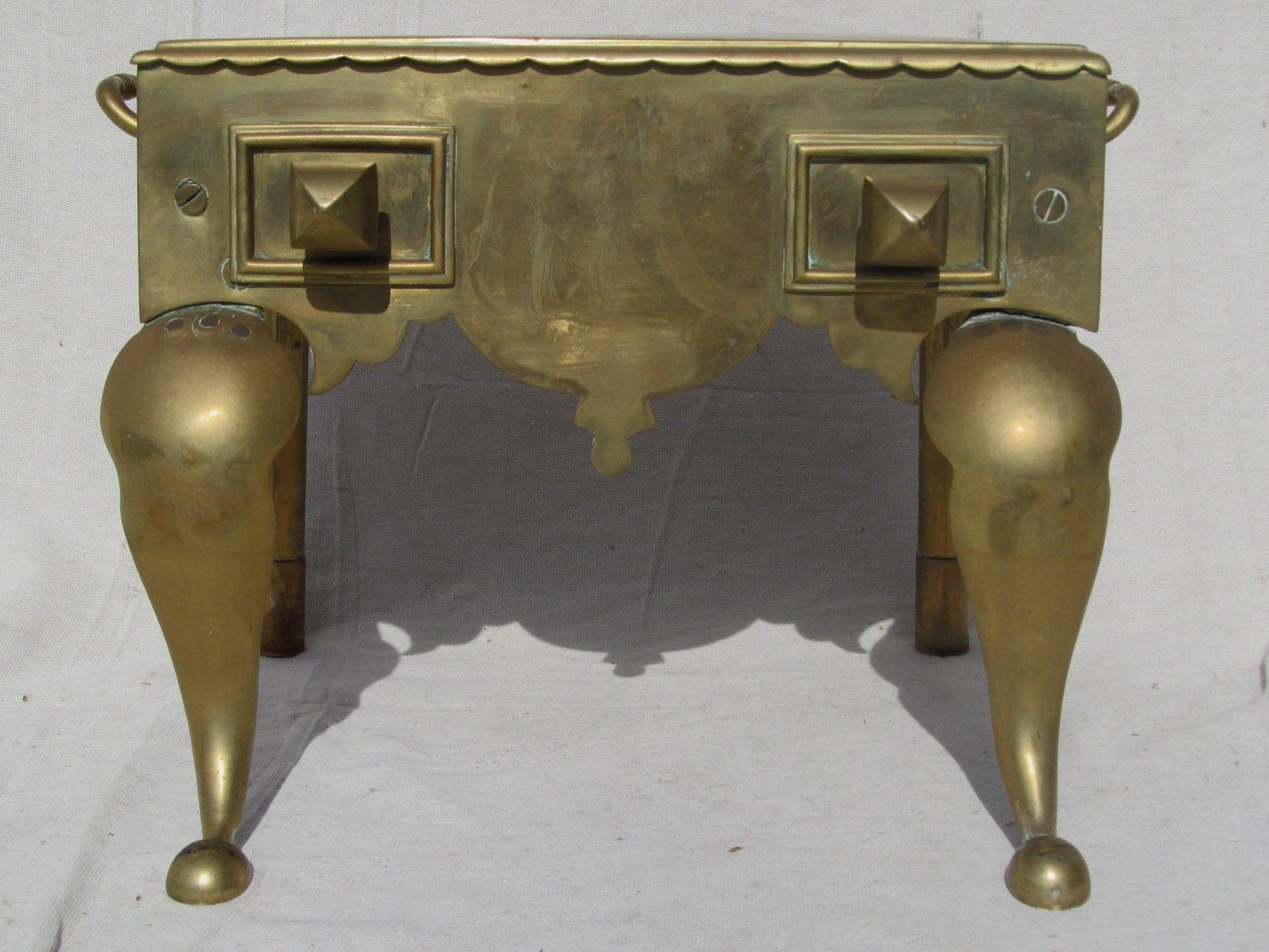 EARLY 19TH CENTURY ENGLISH REGENCY PERIOD BRASS FOOTMAN-HAND CRATED