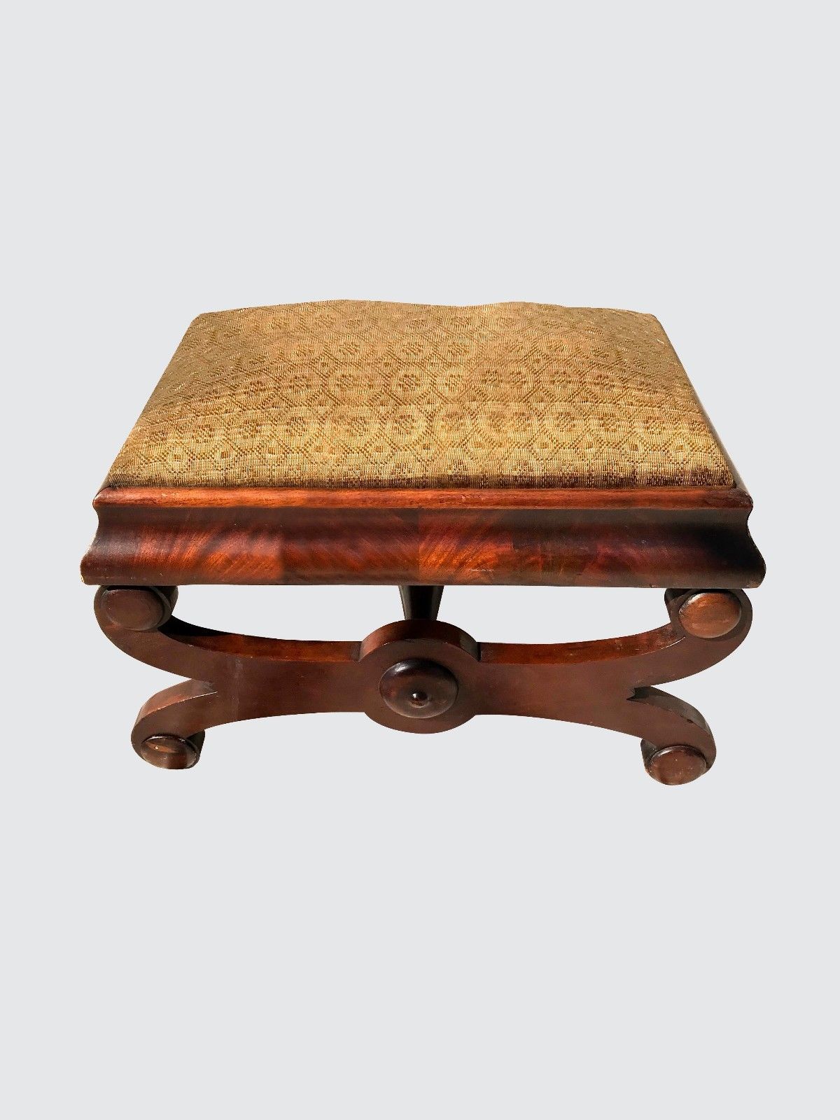 FINE 19TH CENTURY BOSTON CLASSICAL KILESMO OTTOMAN STOOL VANITY BENCH-RARE