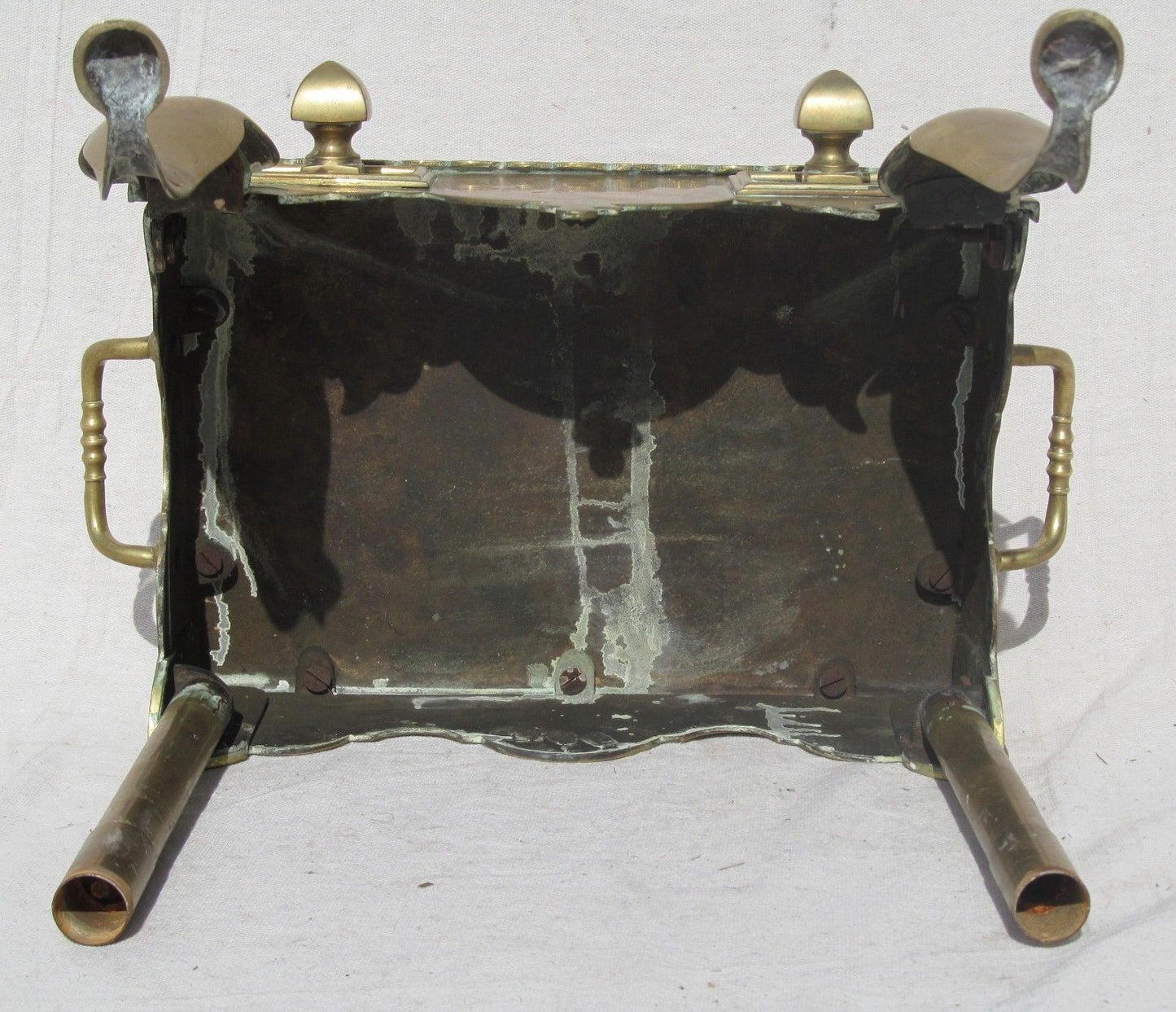 EARLY 19TH CENTURY ENGLISH REGENCY PERIOD BRASS FOOTMAN-HAND CRATED