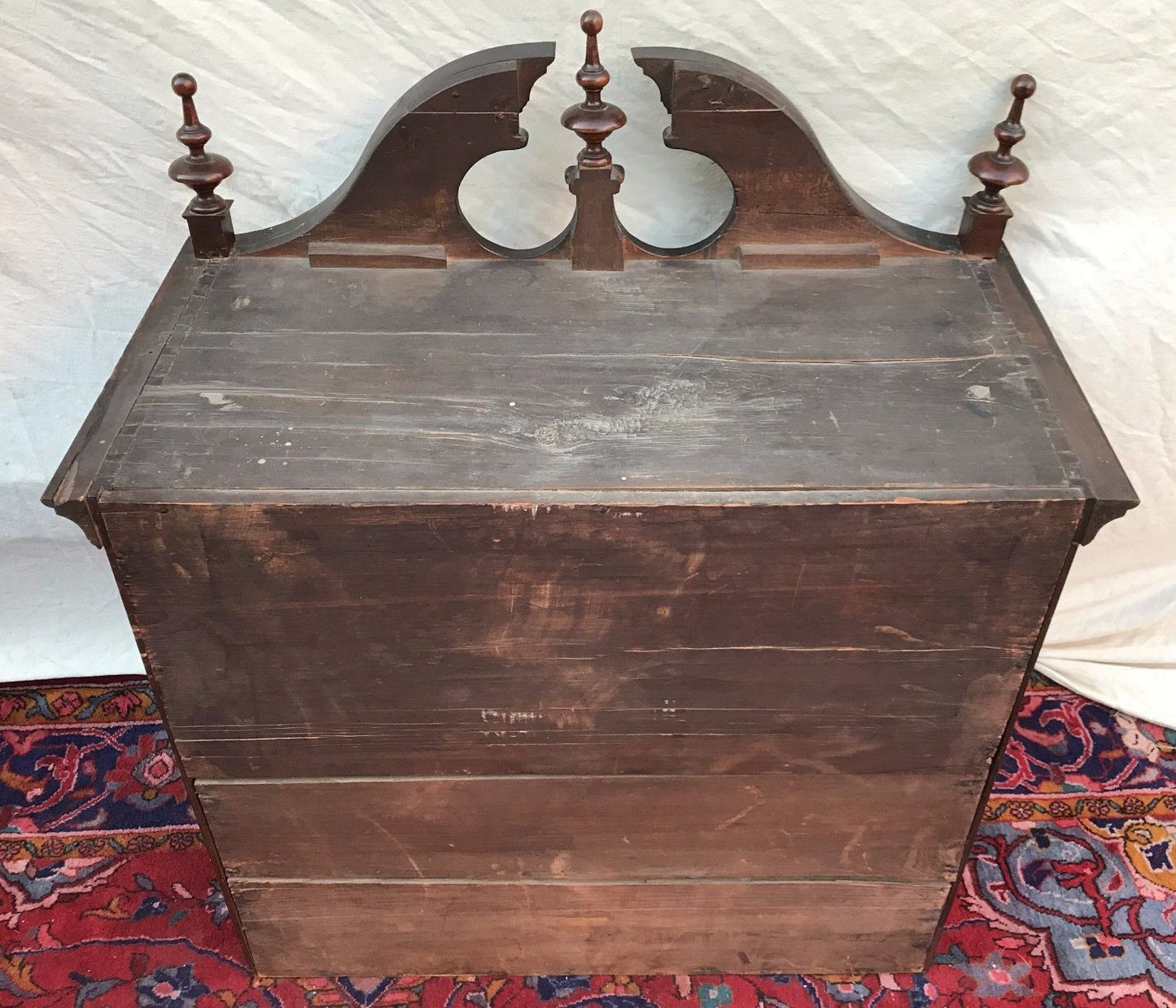 IMPORTANT 18TH CENTURY QUEEN ANNE MAPLE HIGHBOY-HARTFORD COUNTY CONNECTICUT