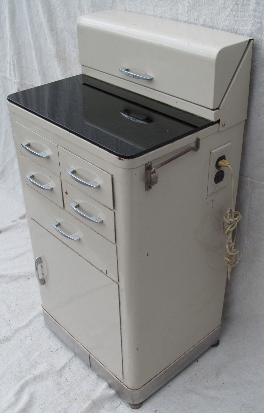 ART DECO ENAMELED MEDICAL CABINET WITH JET BLACK GLASS TOP BY CERTIFIED