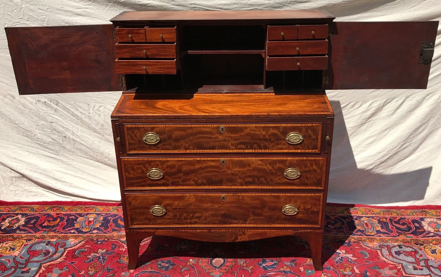 CIRCA 1810 MASSACHUSETTS HEPPLEWHITE MAHOGANY & TIGER MAPLE INLAID LADIES DESK