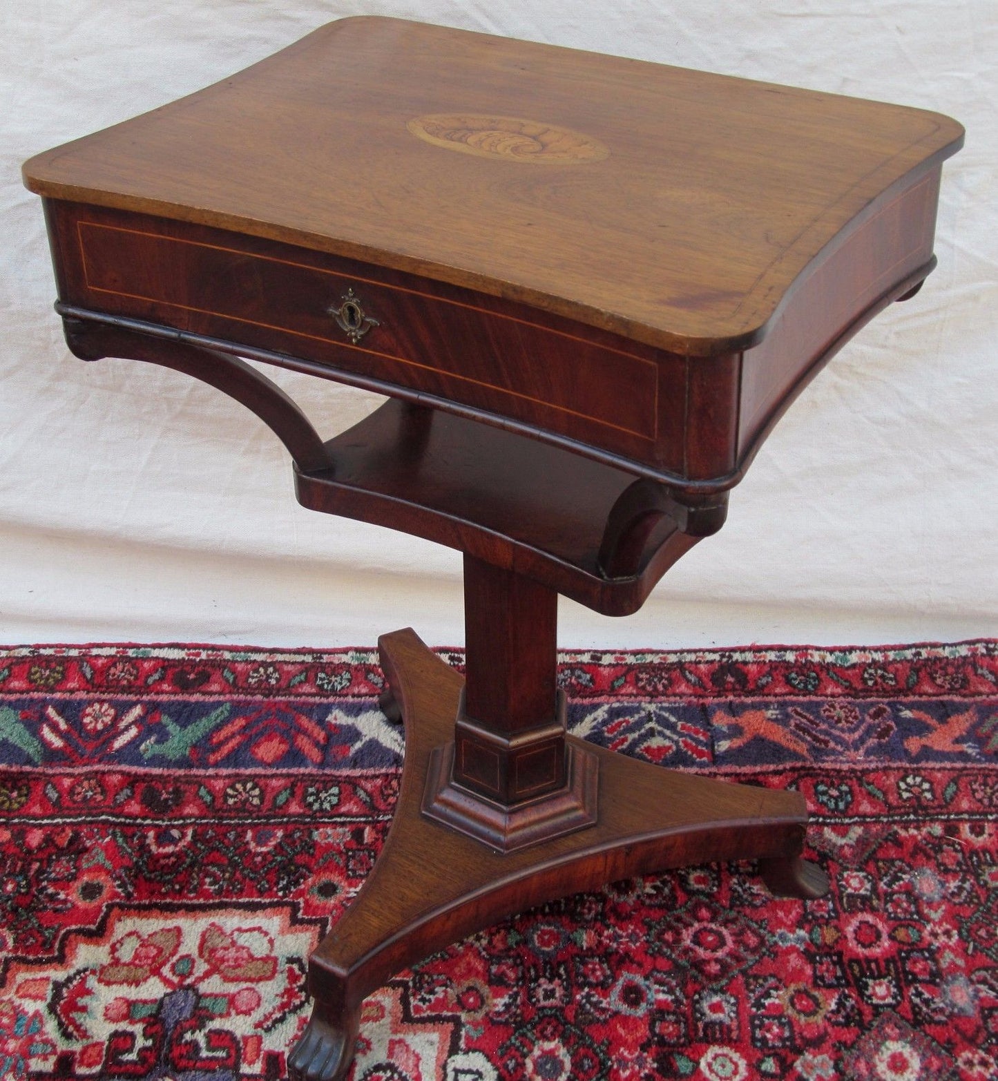 EARLY 19TH CENTURY REGENCY CONCH SHELL INLAID MAHOGANY SEWING TABLE