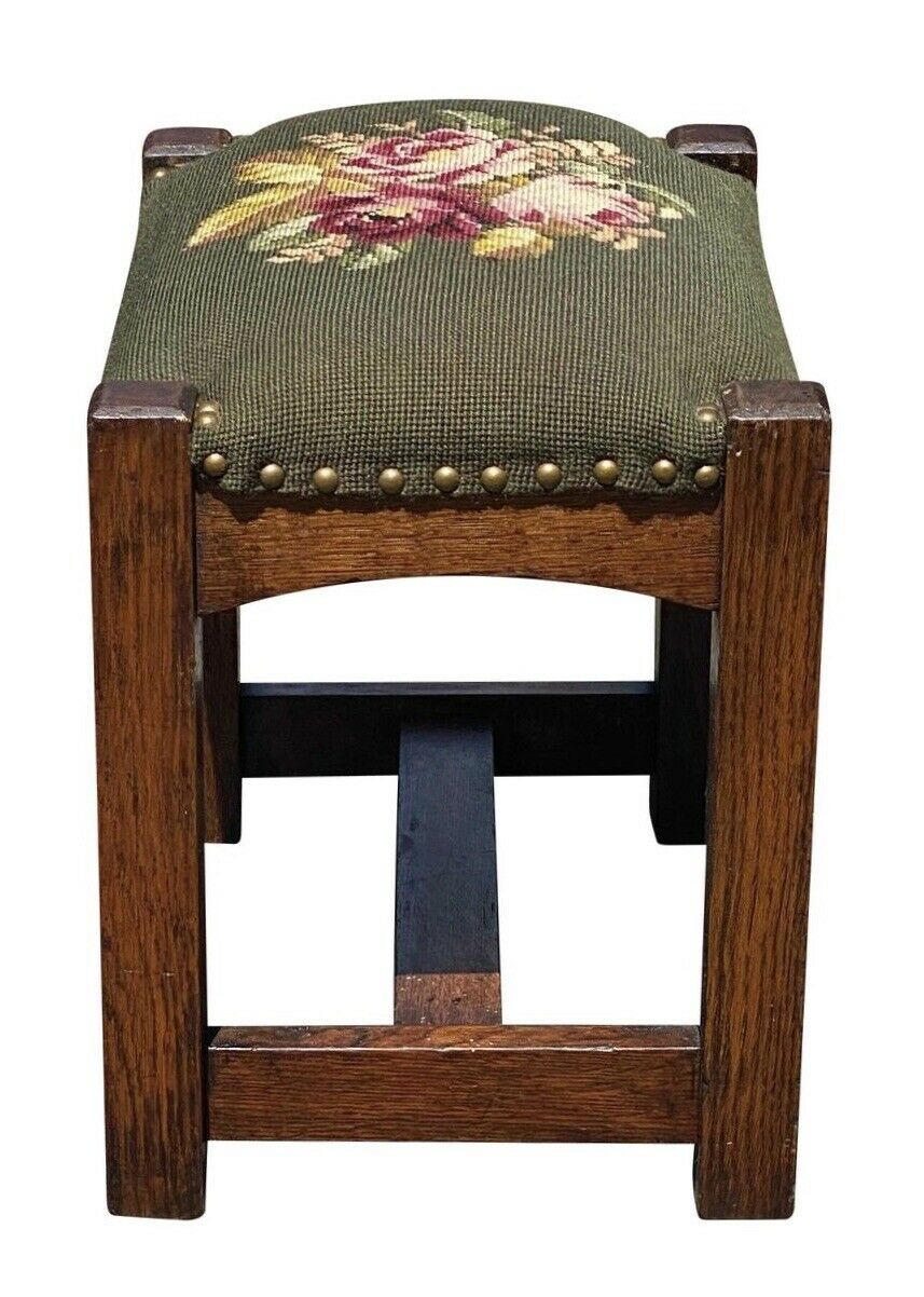 20TH C ANTIQUE ARTS & CRAFTS / MISSION OAK NEEDLEPOINT SEAT FOOTSTOOL ~ STICKLEY